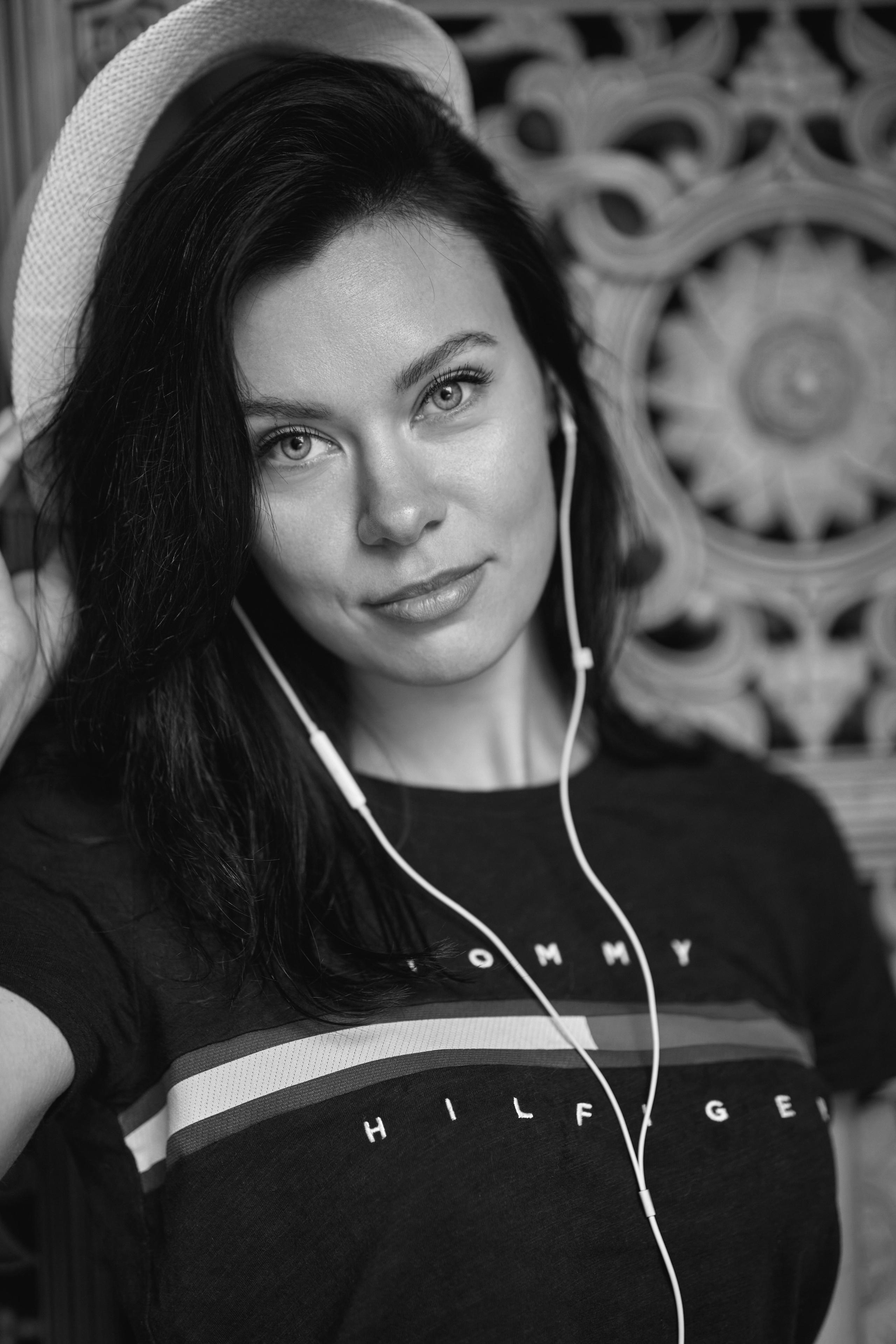 Уличная съемка в Москве с портретной тематикой и опытным фотографом.