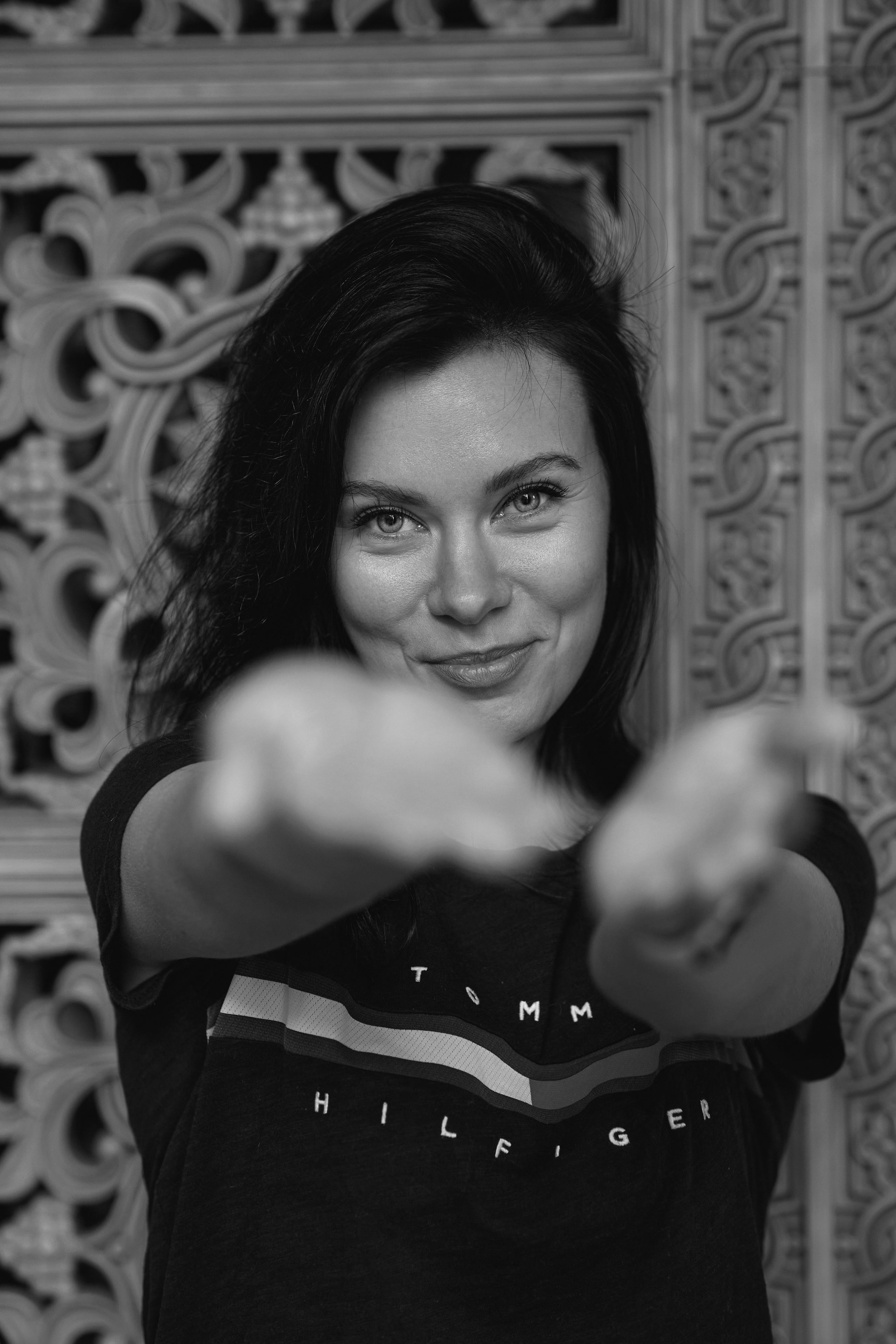 Фотограф в Москве для креативной портретной фотосессии на улице