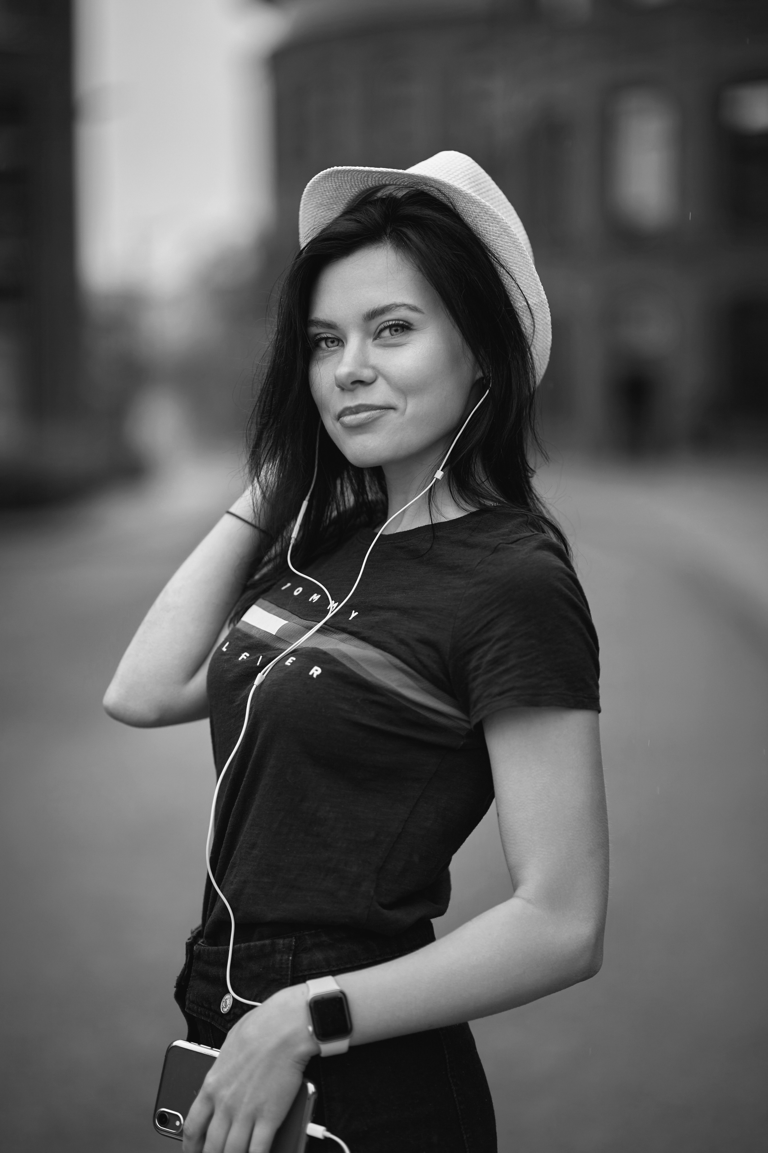 Уличная фотосессия в Москве: красивые портреты и необычная стрит-съемка с профессиональным фотографом