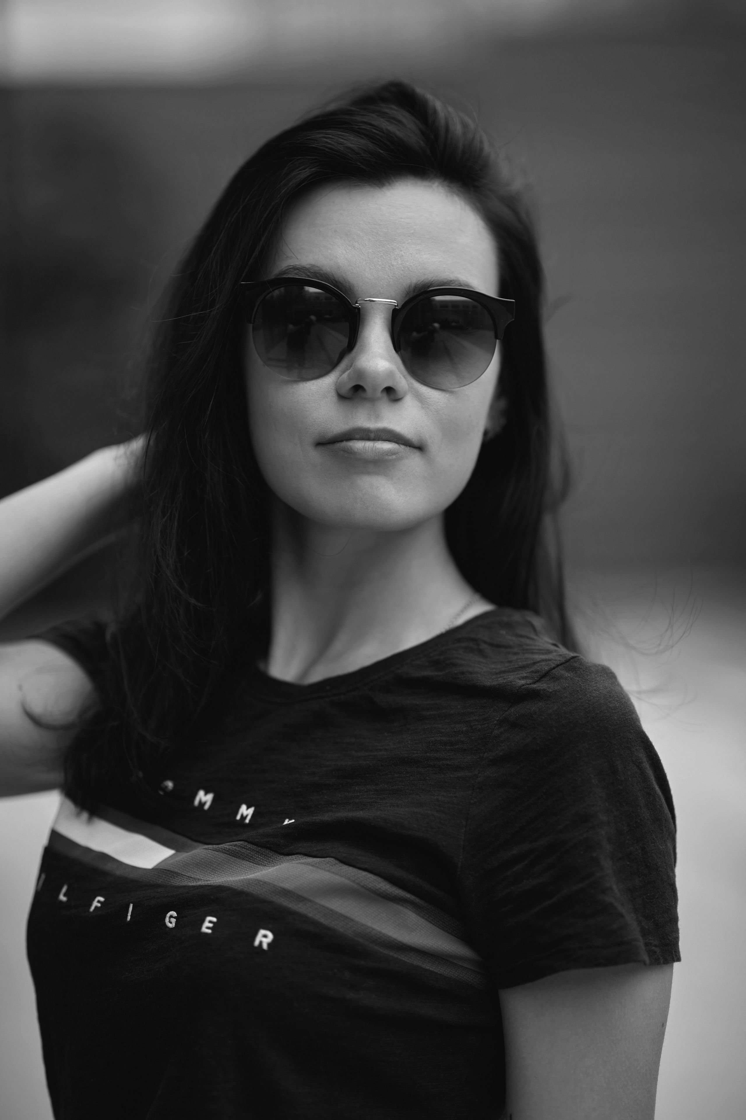 Приглашаем на портретную фотосессию в Москве в формате уличной съемки. Наш фотограф поможет создать вам незабываемые фото.