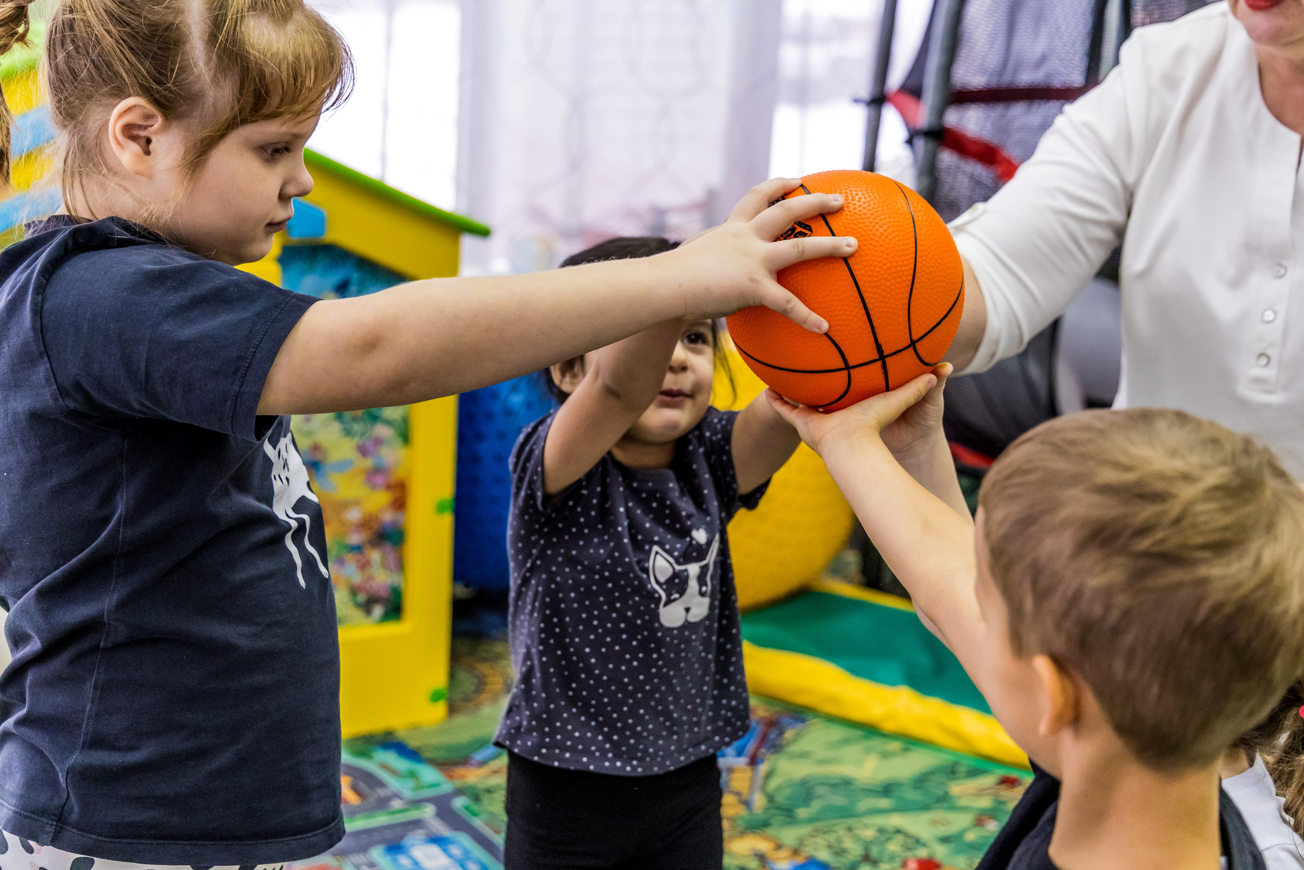 Детский спортивный праздник 25.11.2023. Свадебный и семейный фотограф в Красноярске Леонид Максимов