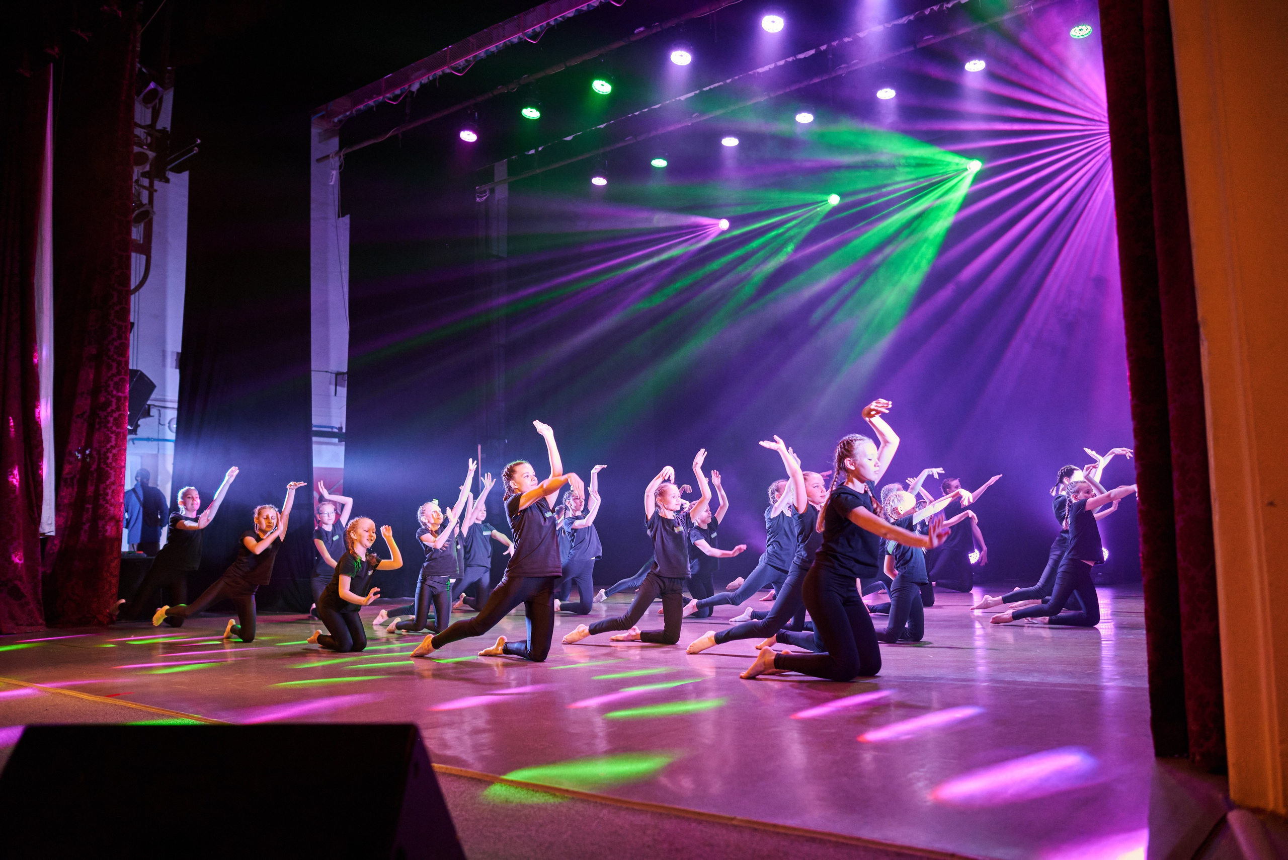 Отчетный концерт центра хореографии NonStop. Photographer Bangkok — Pattaya | фотограф Бангкок — Паттайа