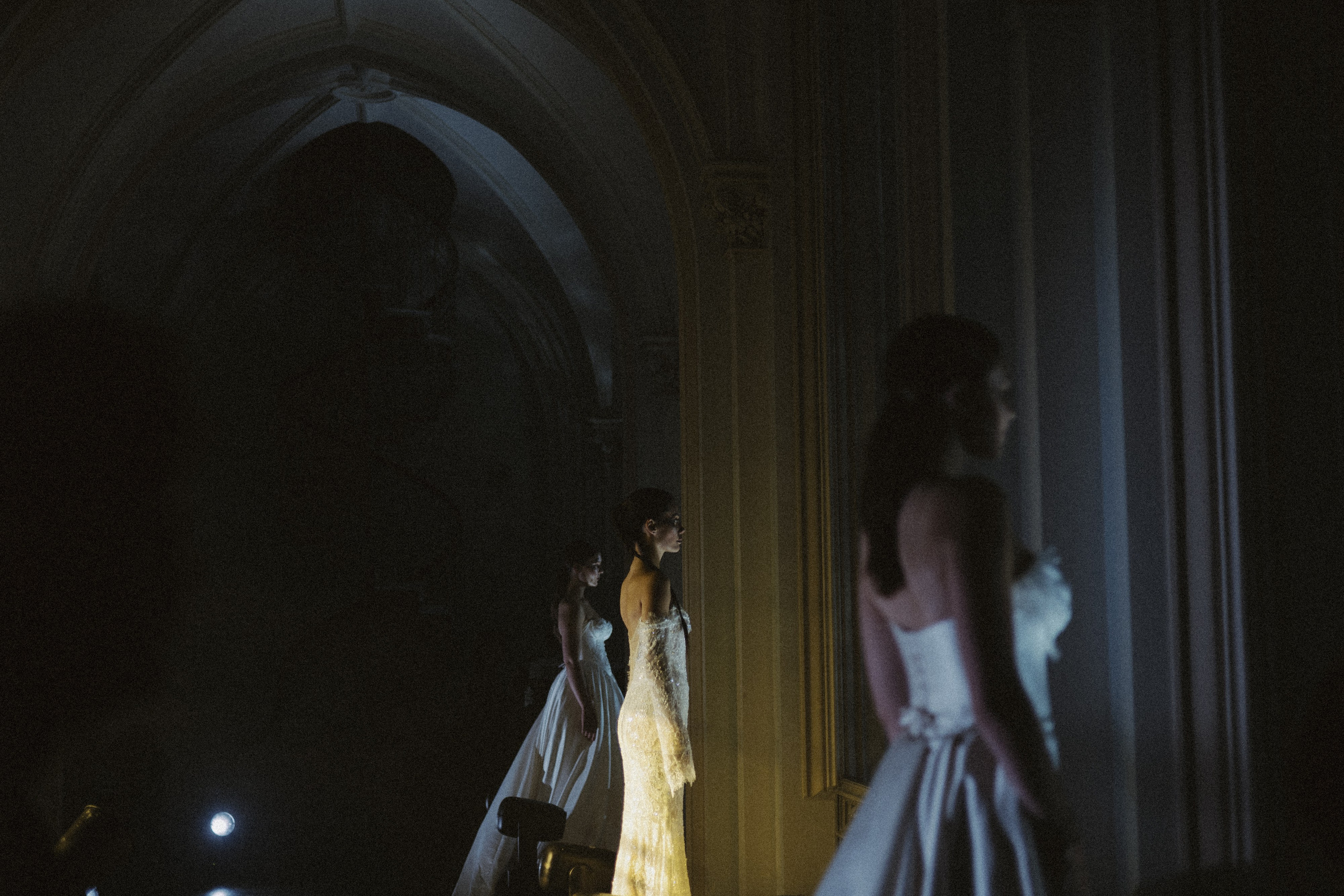 Rara Avis Fashion Show 2026. Fusion Wedding Photographer