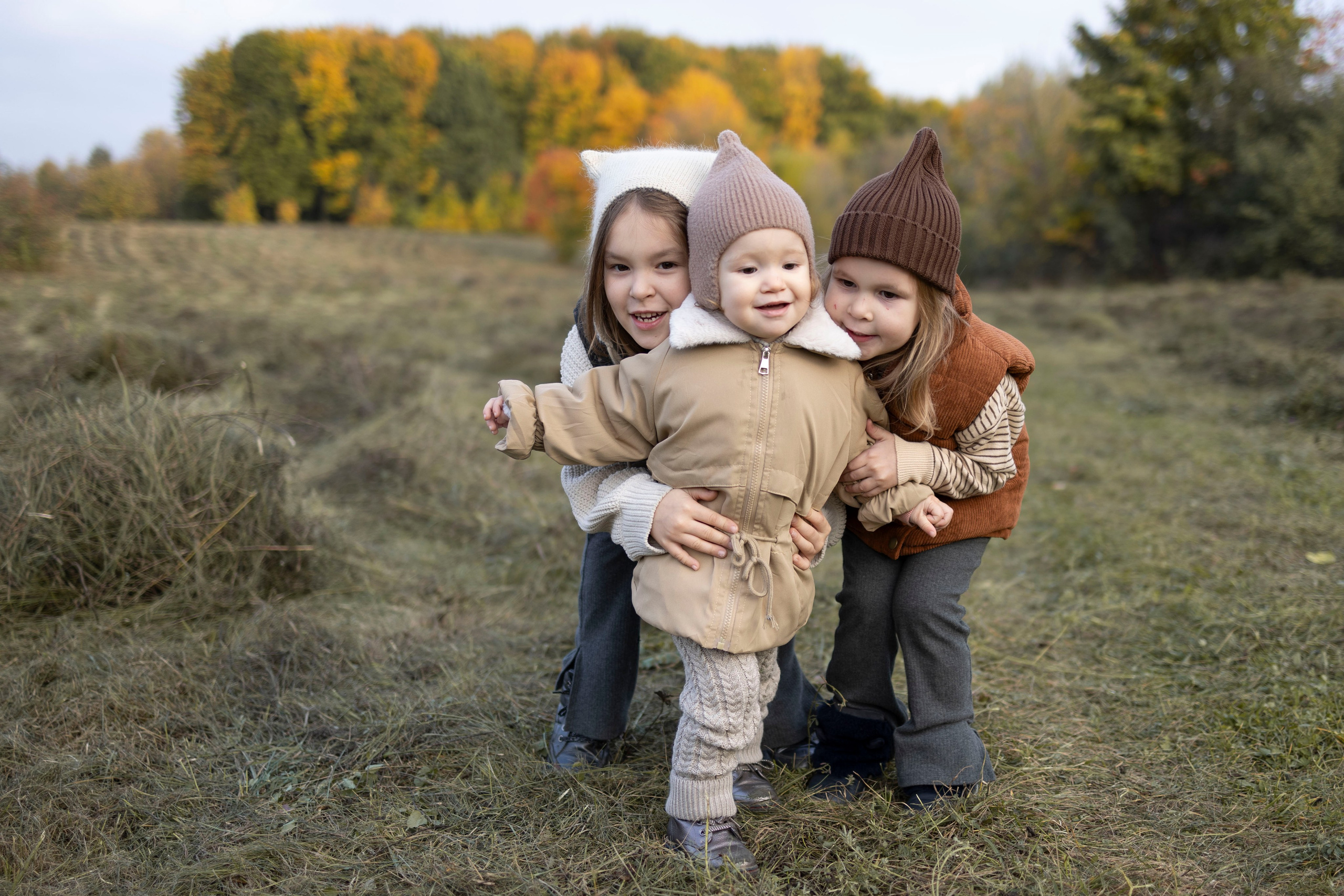 Осенняя прогулка папы с дочками. Семейный и детский фотограф в Москве Анастасия Мурга