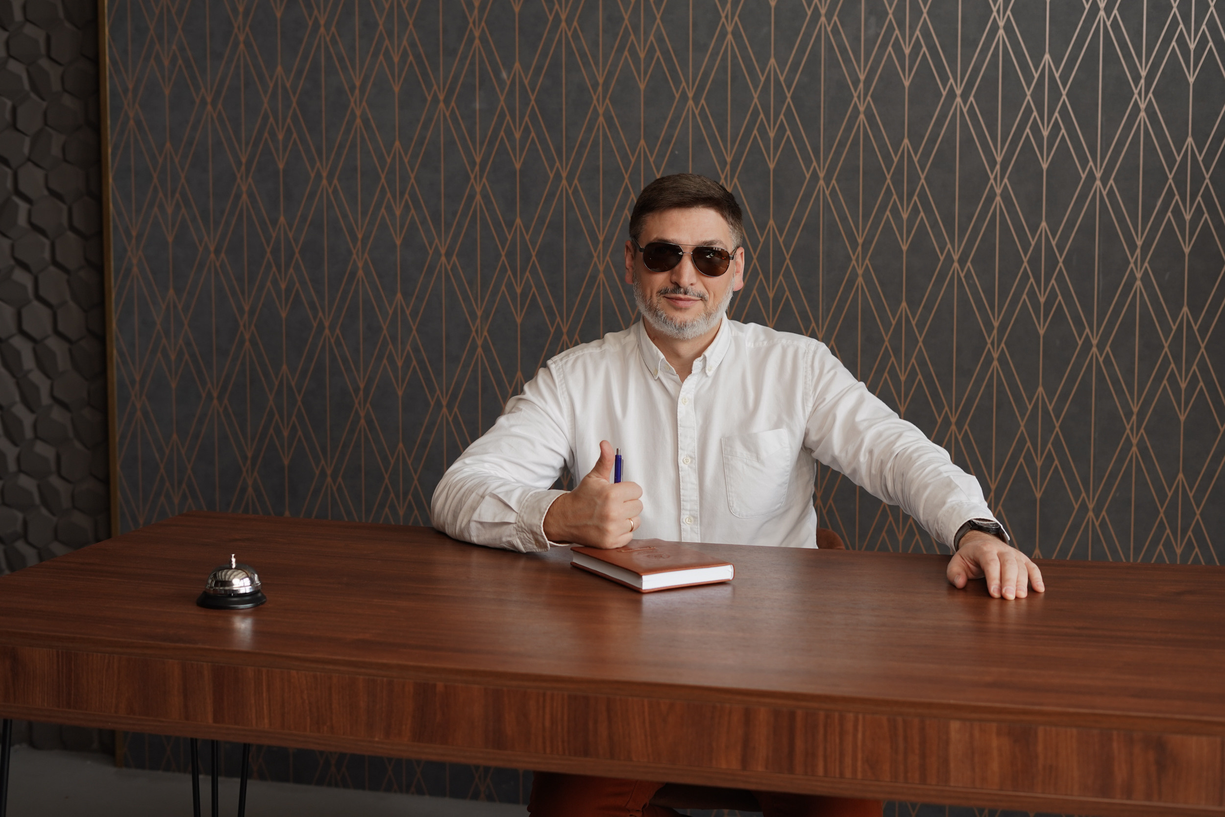 Контентная бизнес-съёмка для коуч-психолога Алексея. Портретный и свадебный фотограф в Минске и в Беларуси Ольга Роговская