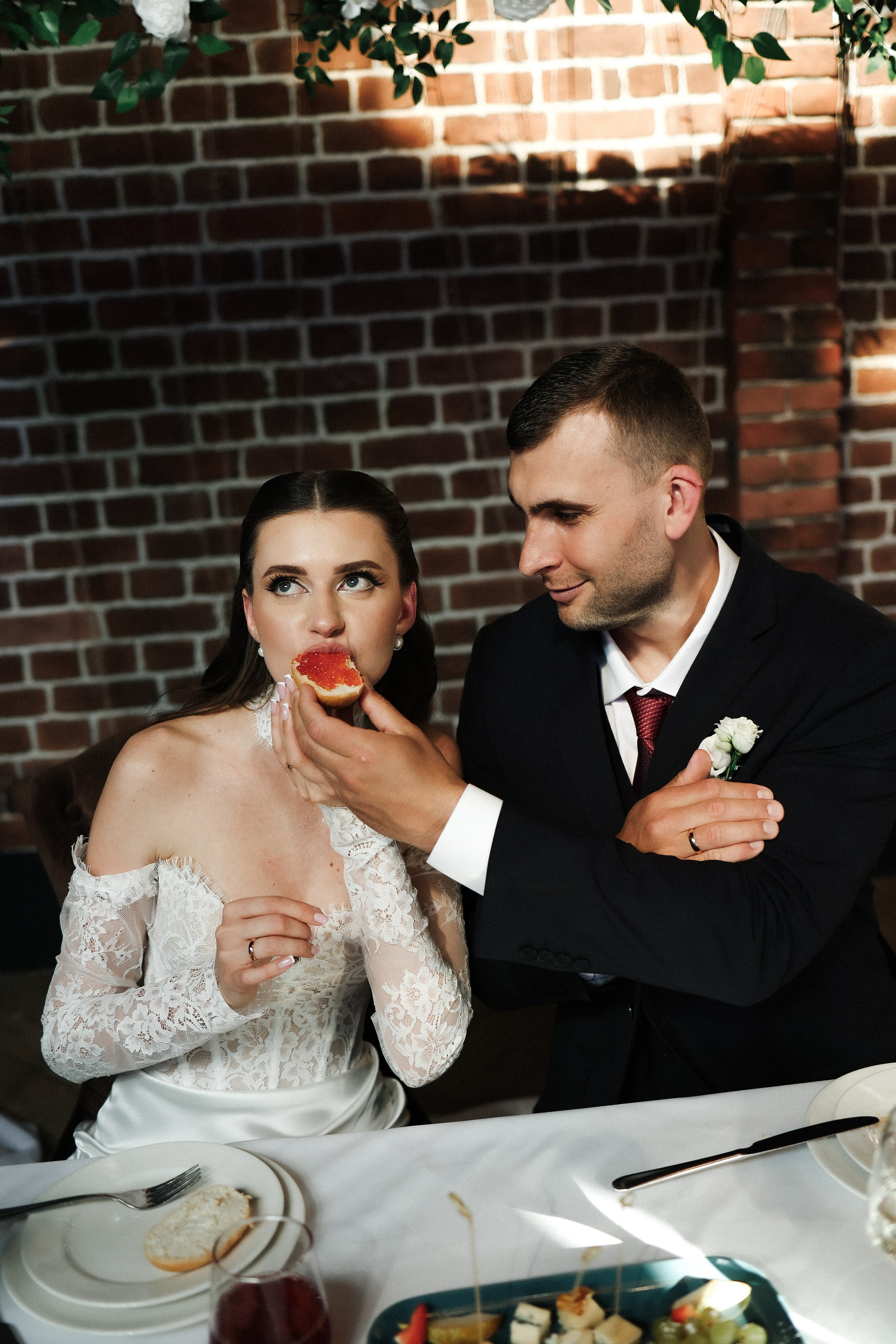 И. + А. Усадьба Воронцово, Radisson Blu Olympiyskiy, банкет в ресторане Mansard Restaurant And Hall. Свадебный и семейный фотограф в Москве Света Снимает