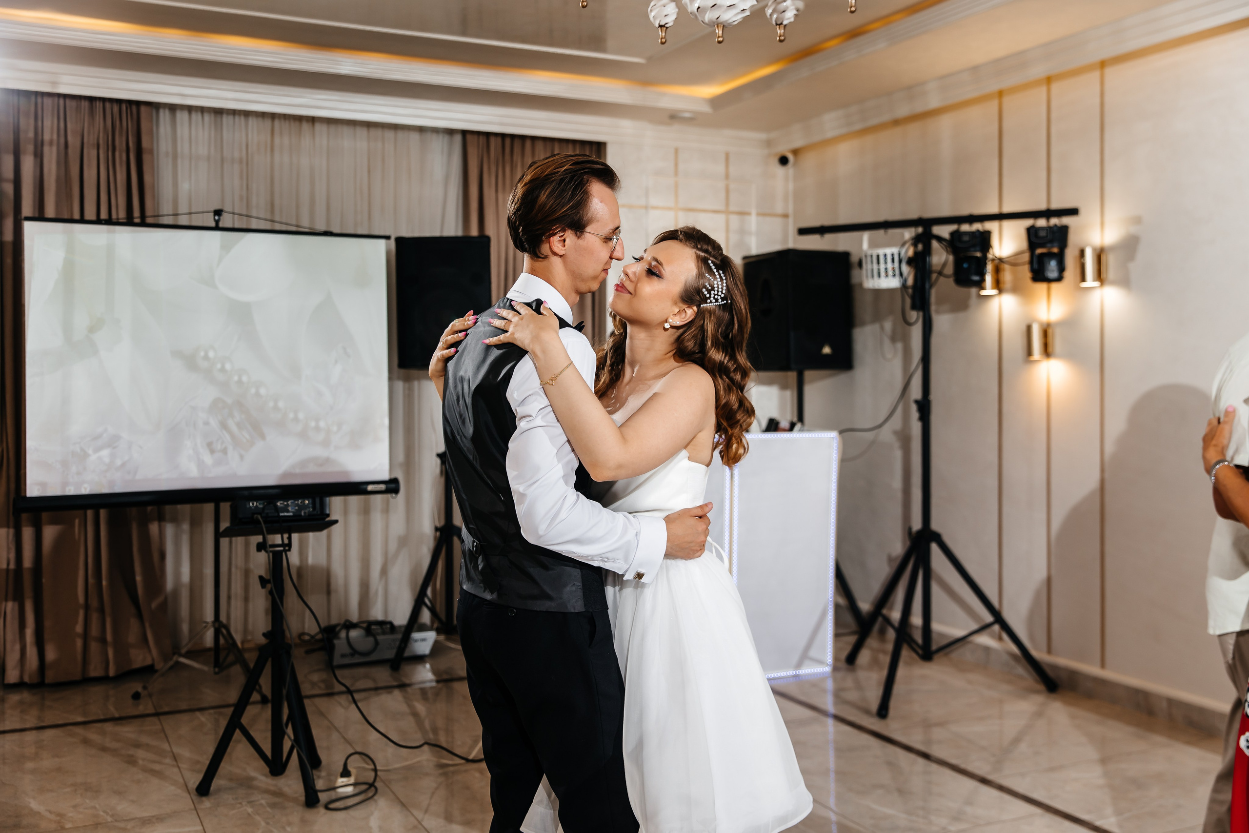 Анонс свадьбы для Валентины и Святослава. Свадебный фотограф в Крыму и Севастополе Ольга Баскакова