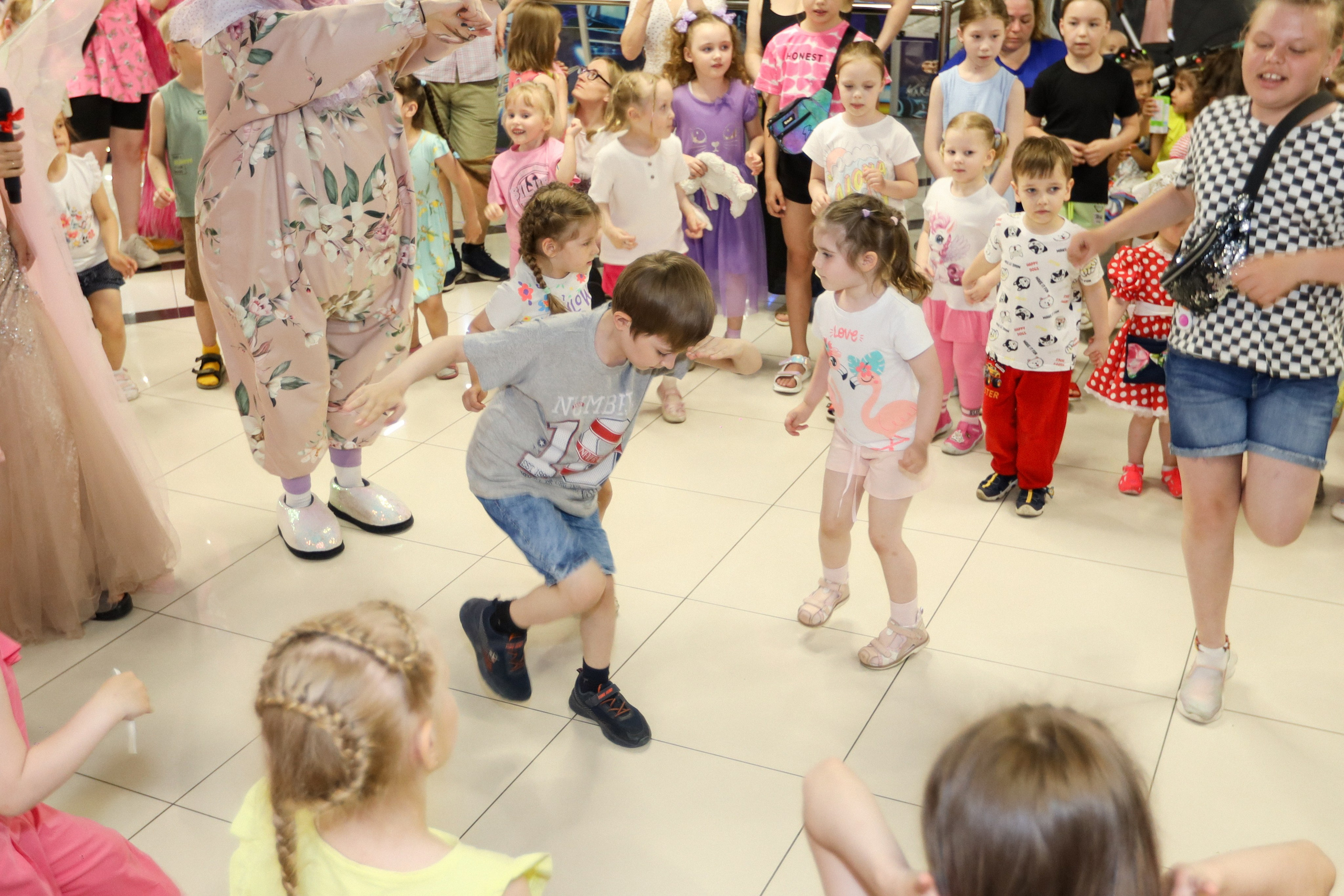 Детские праздники. Свадебный и репортажный фотограф Максим Вакс. Съемка любых мероприятий в Екатеринбурге