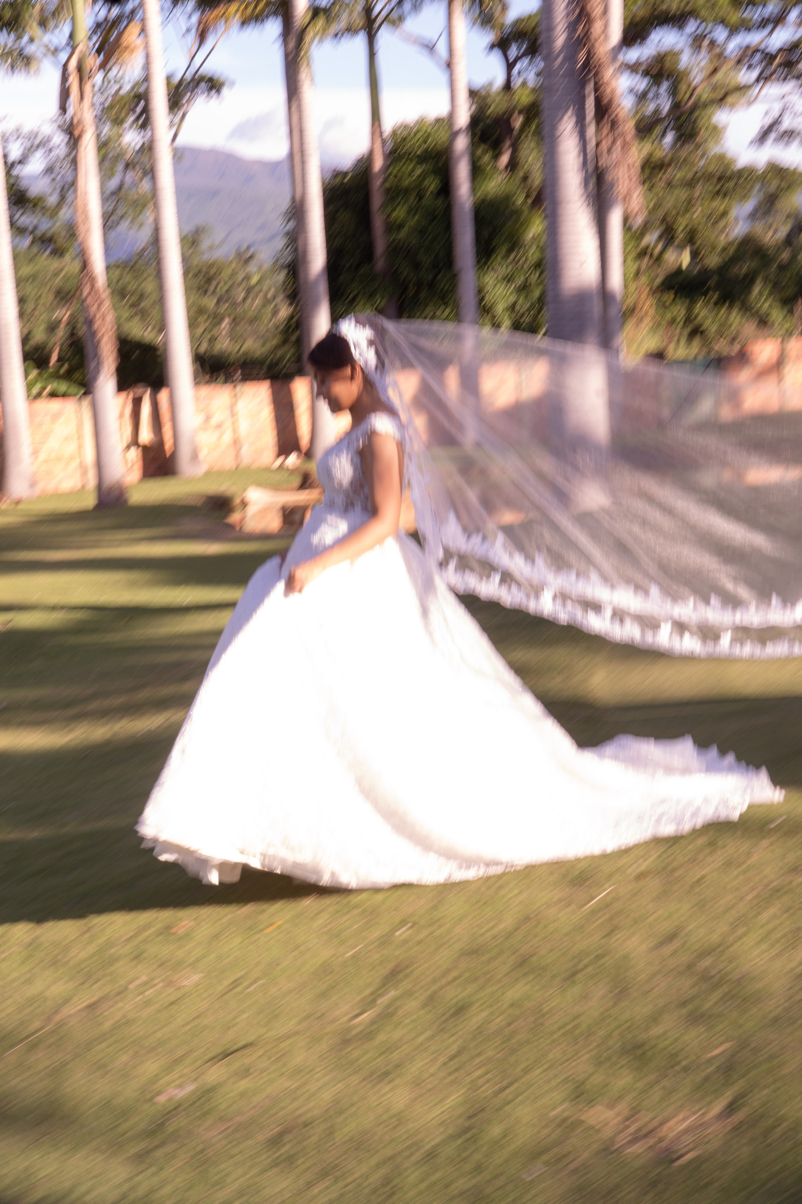 Carola & Gerson. Wedding Photographer in Barcelona and Medellin