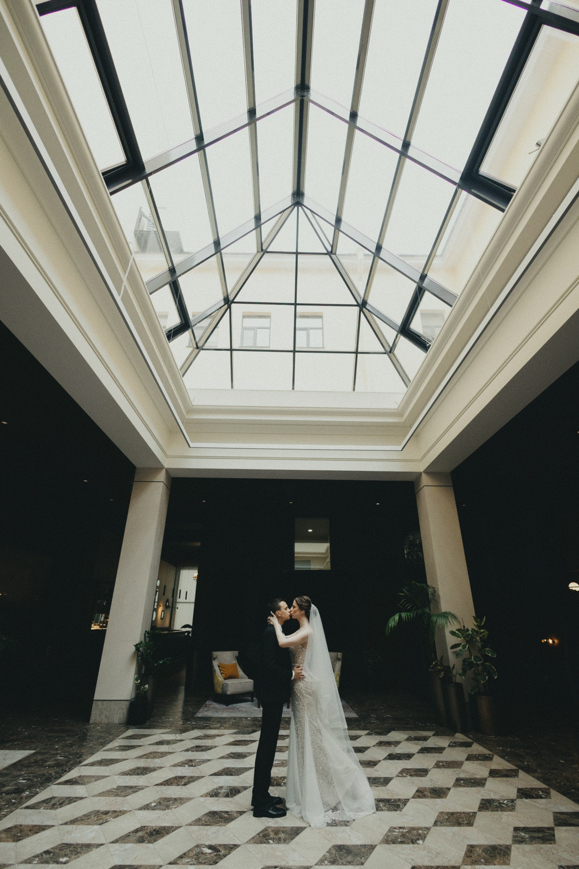 Алена и Денис — обработка в стиле ретро пленка. Свадебный фотограф в Санкт-Петербурге Рябикин Александр , занимаюсь св