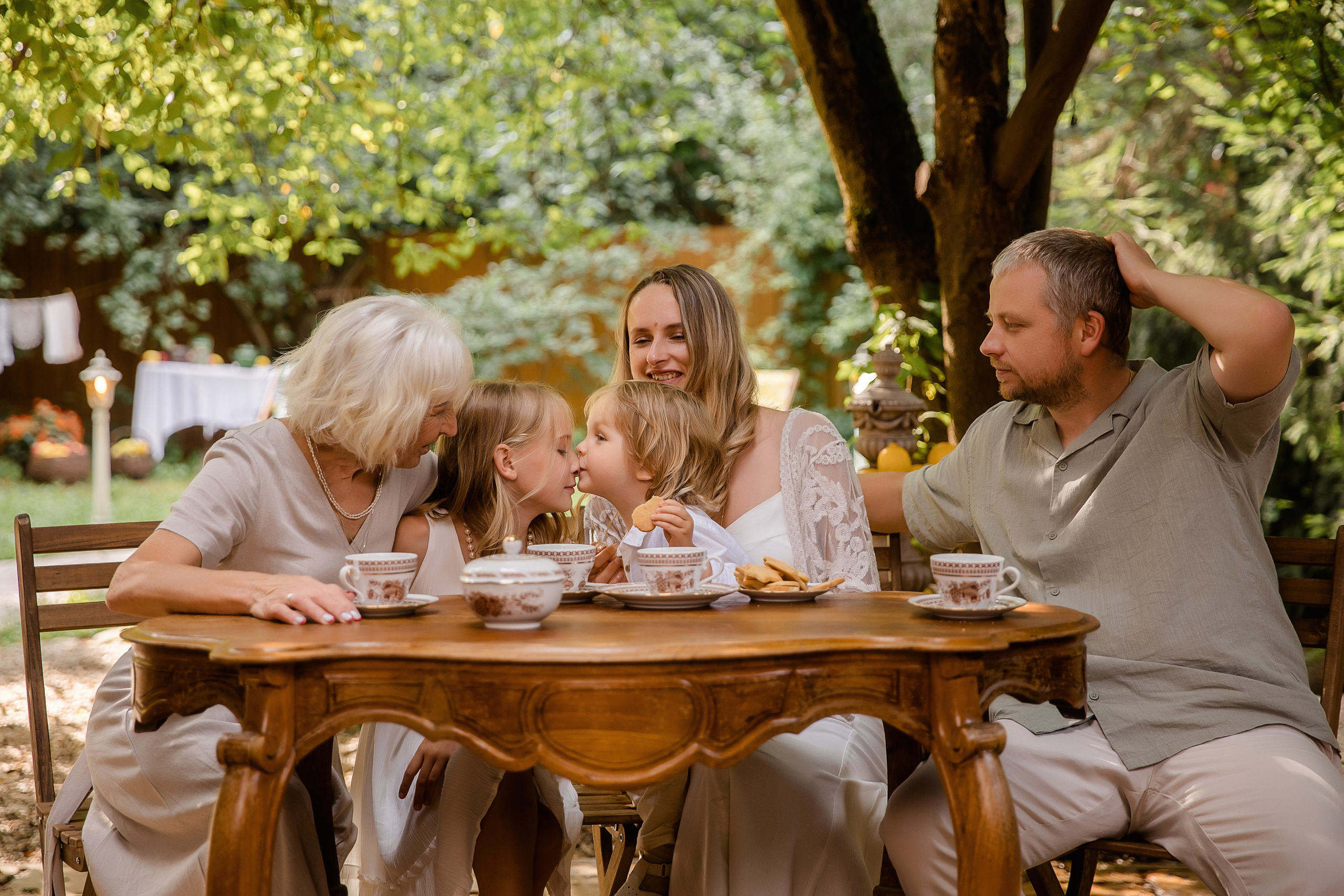 Итальянская дача в Подмосковье или в гостях у бабушки. Семейный и детский фотограф в Москве Вера Ускова