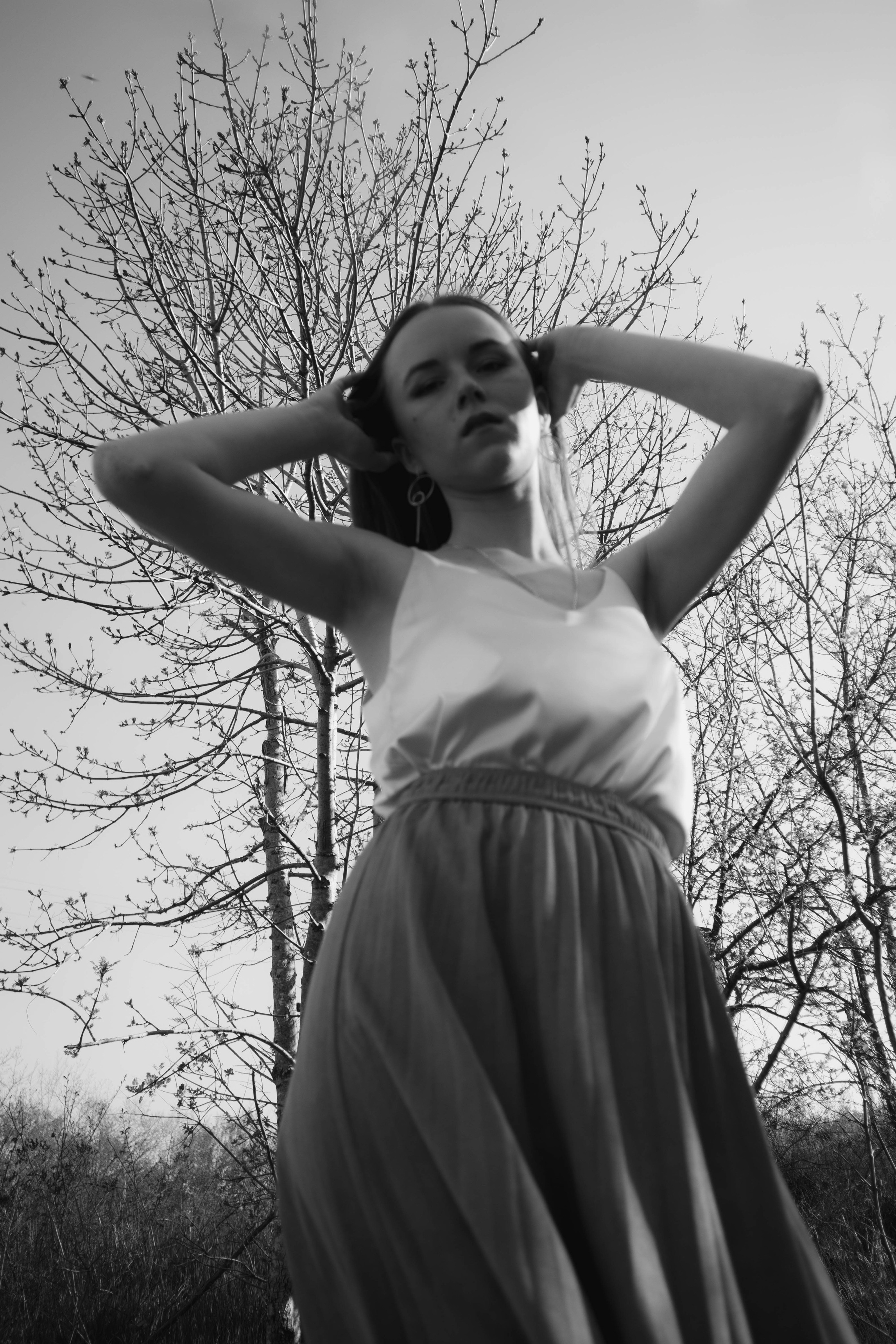 «Деревья шепчут, горы молчат». Уличный фотограф Города N