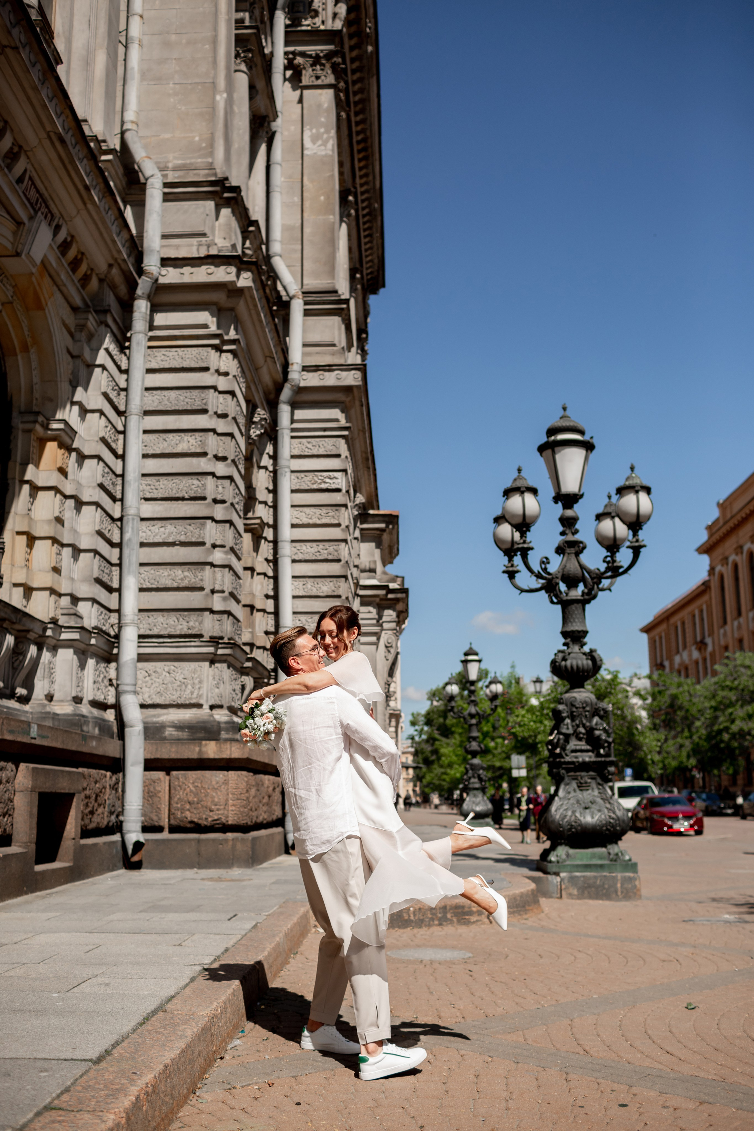 свадебный день в Санкт-Петербурге, прогулка после регистрации