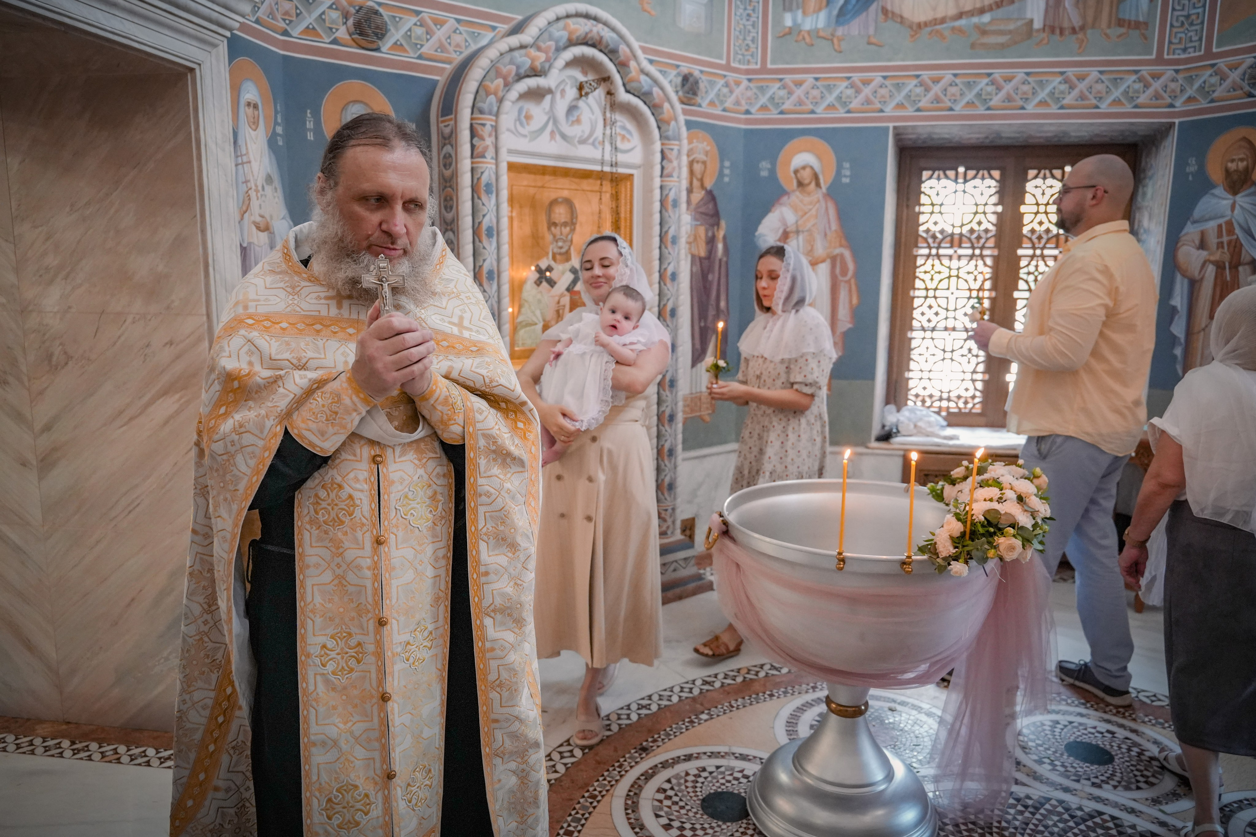 Крещение. Фотограф на крещение и венчание в Екатеринбурге. Ольга Мезенцева