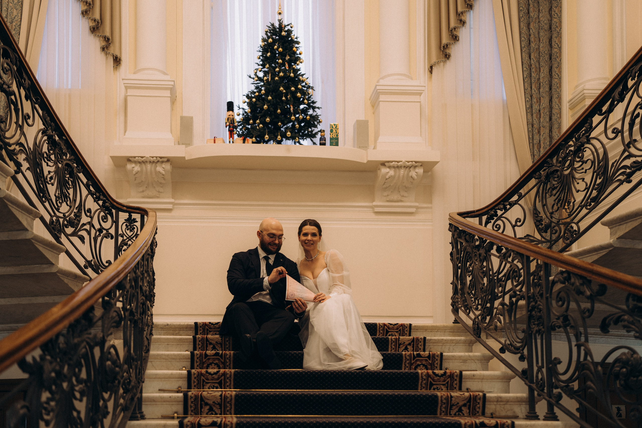 СВАДЕБНАЯ СЬЕМКА ВО ВТОРОМ ДВОРЦЕ (ДЕКАБРЬ) ТАКЖЕ СЬЕМКА В СТУДИИ НА ЧЕРНЫШЕВСКОЙ. Профессиональный фотограф, Санкт-Петербург — Виктория Богомолова