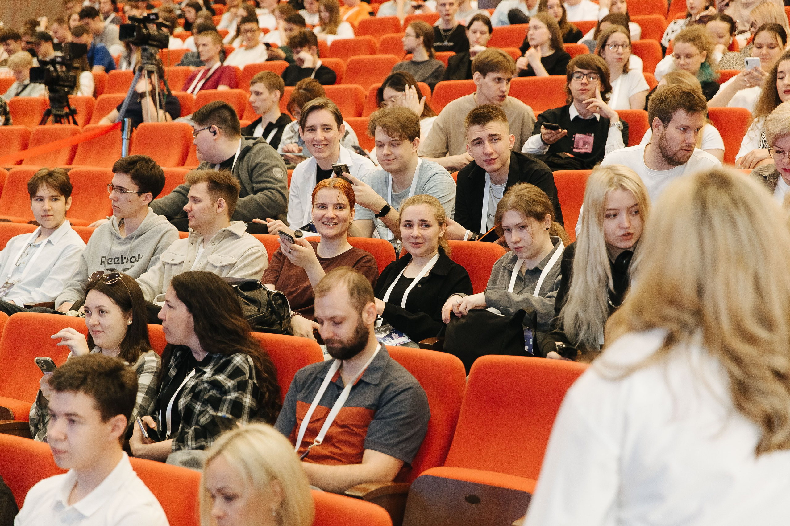 Сбер лекция по ИИ. Фотограф в Красноярске Любовь Малеева