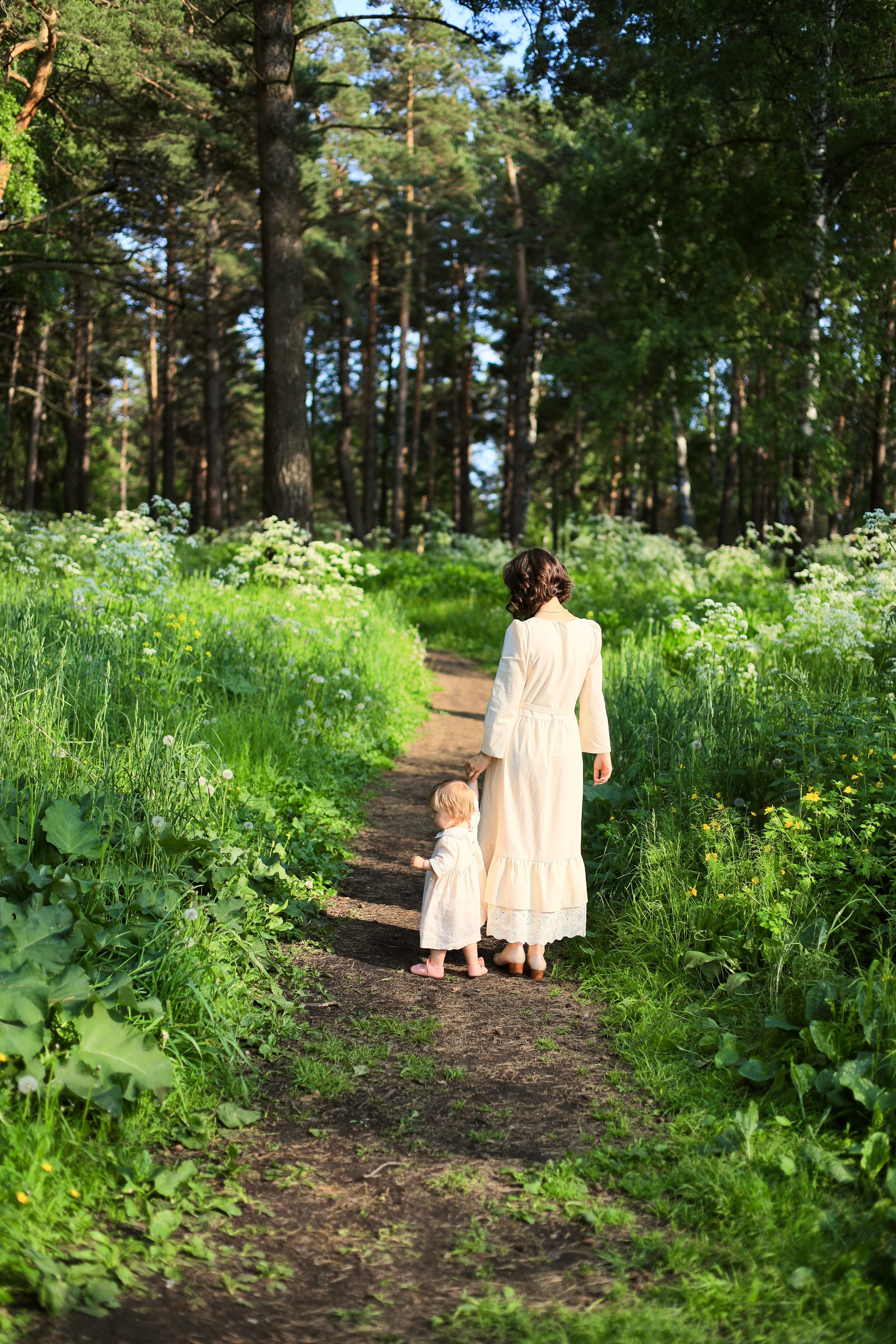 Ksenia and Eseniya. Family, portrait, content photo in Costa Rica Evgeniya Besprozvannykh