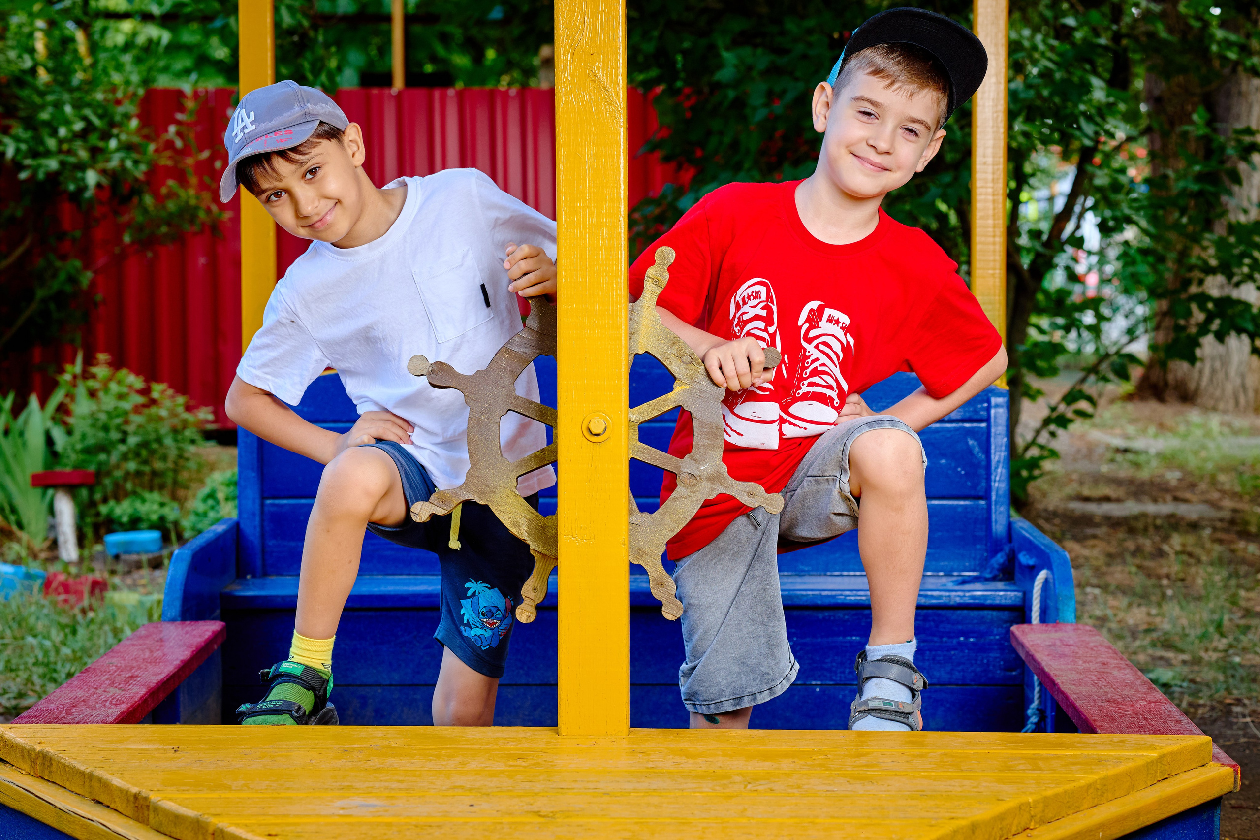 Пример летней съемки в детском саду № 92 Старшая группа Радуга. Фотограф Выпускные альбомы Таганрог Сергей Коробченко