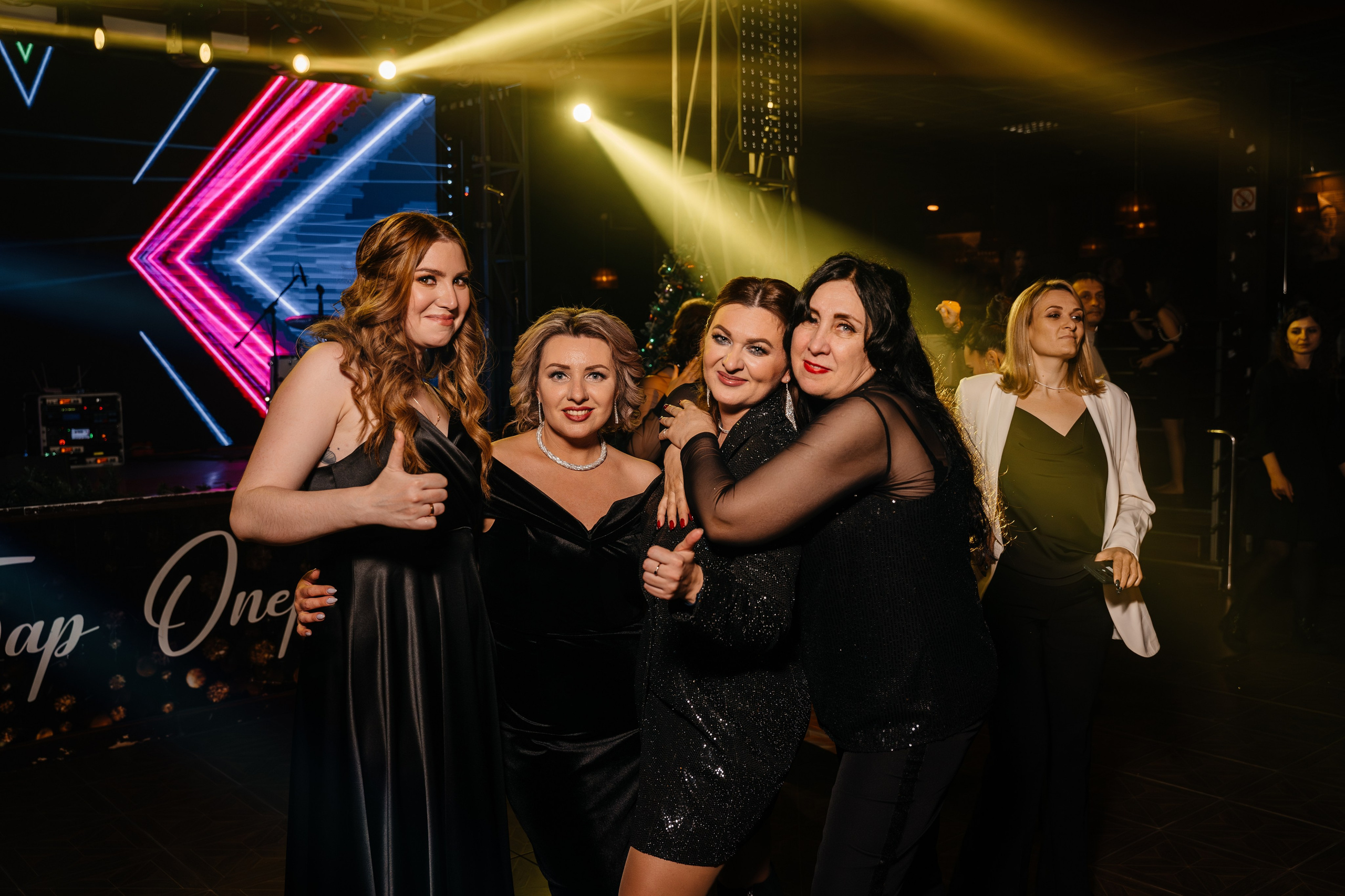 Корпоратив «СОВКОМБАНК». Свадебный фотограф Барнаул Алексей Павлов