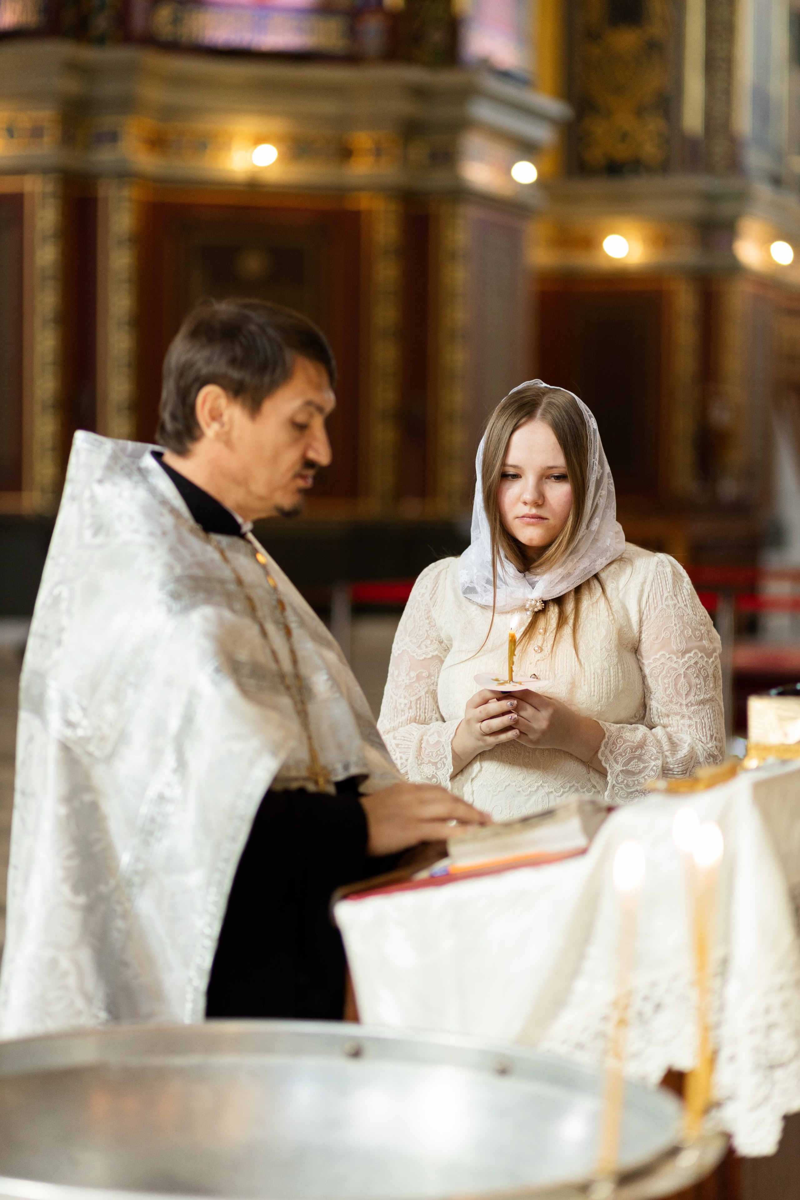 Крещение Миланы в Соборе Вознесения Господня Новочеркасск. Анастасия Безуглова- свадебный фотограф в Таганроге