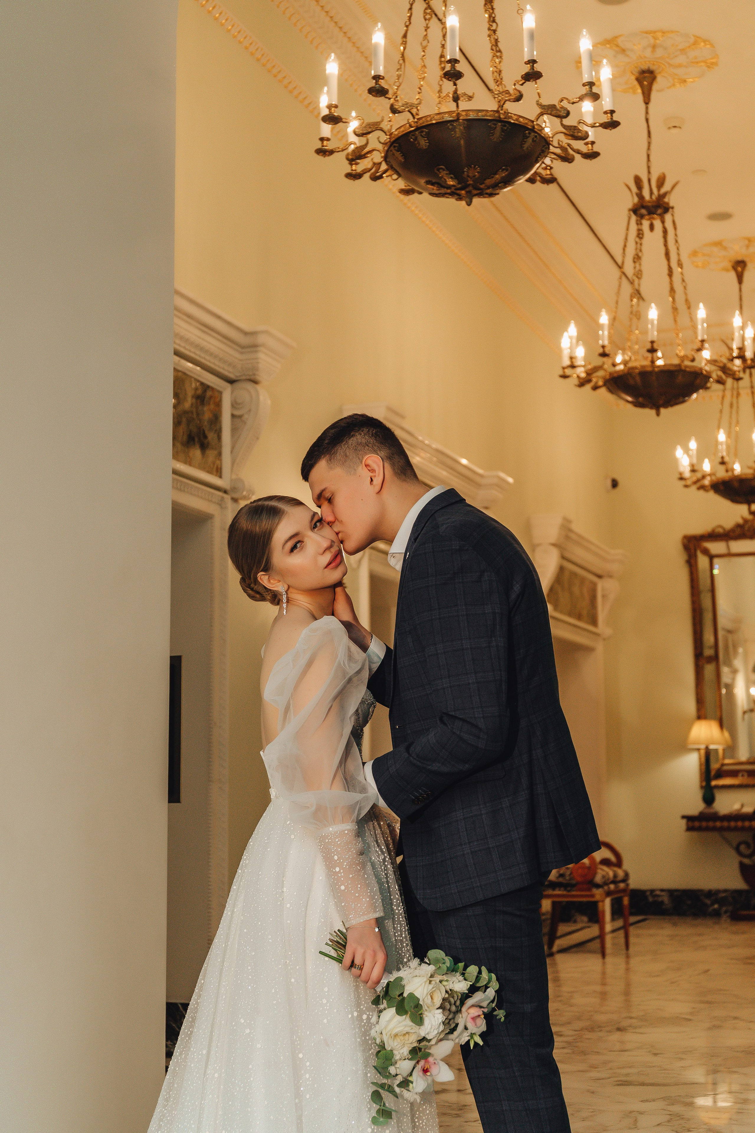 Артем & Вика. Отель Four Seasons Lion Palace. Свадебный и семейный фотограф Пушкин Царское Село СПБ Питер Санкт-Петербург и Рязань Ольга Козлова