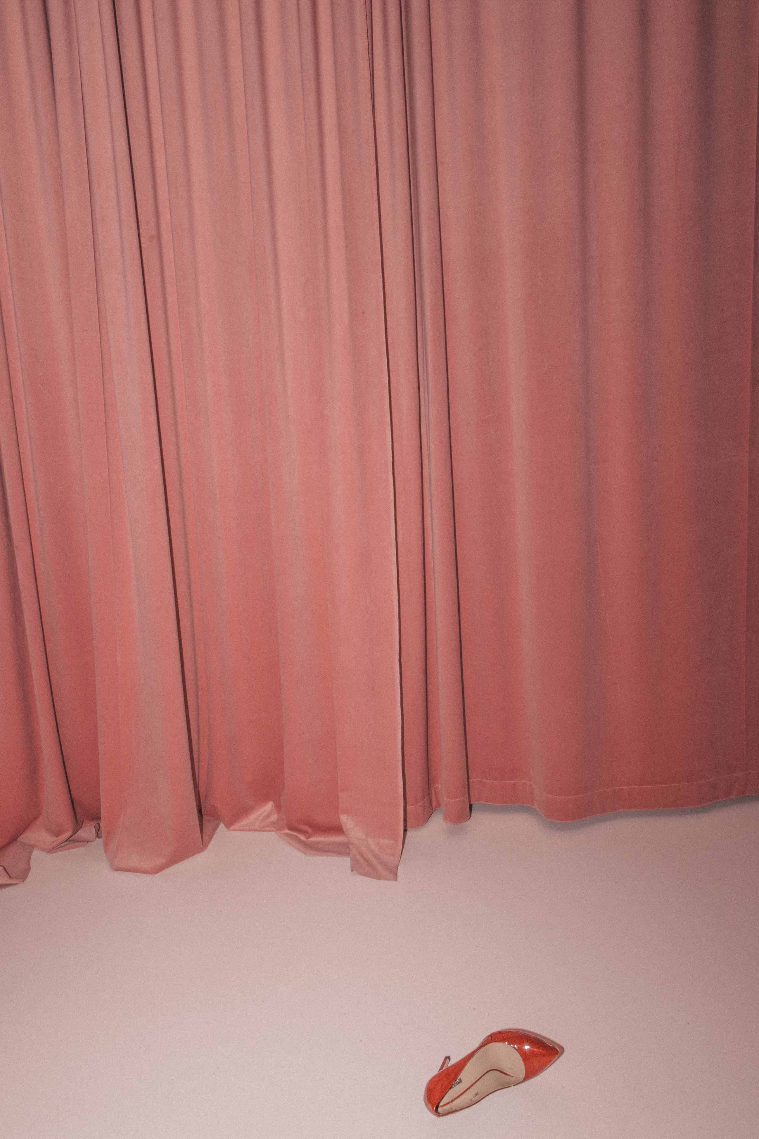 Показалось. Семейный и свадебный фотограф