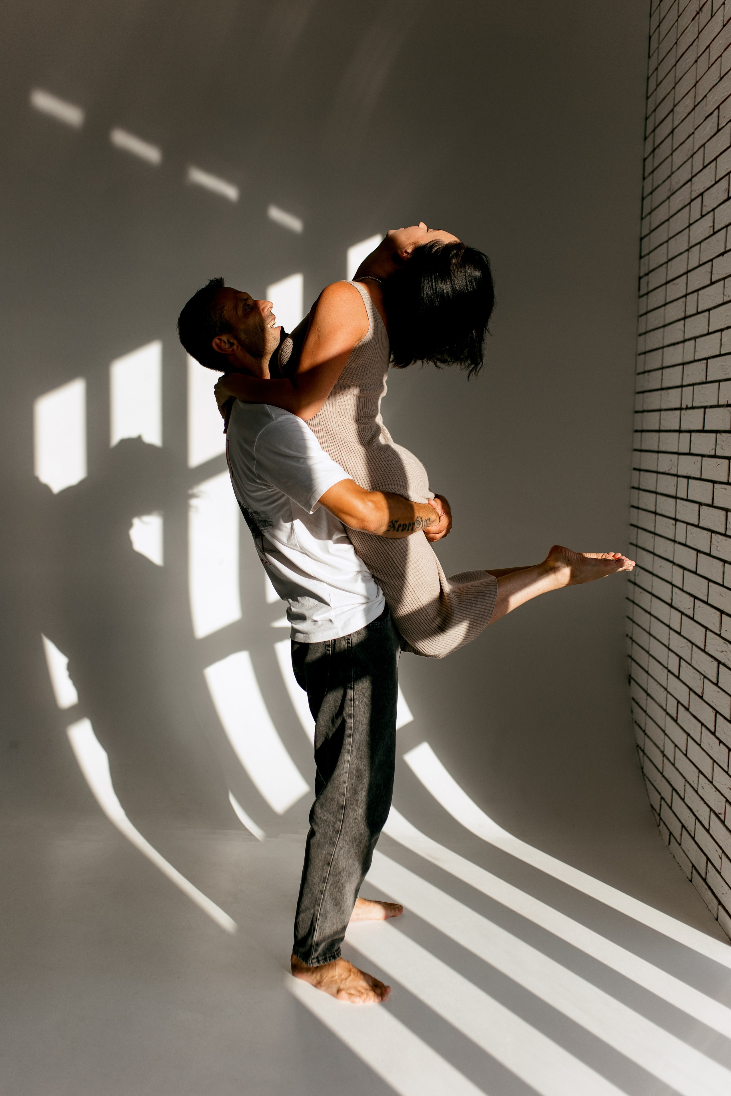 На белом фоне. Свадебный и семейный фотограф в Туле и области Маша Костина