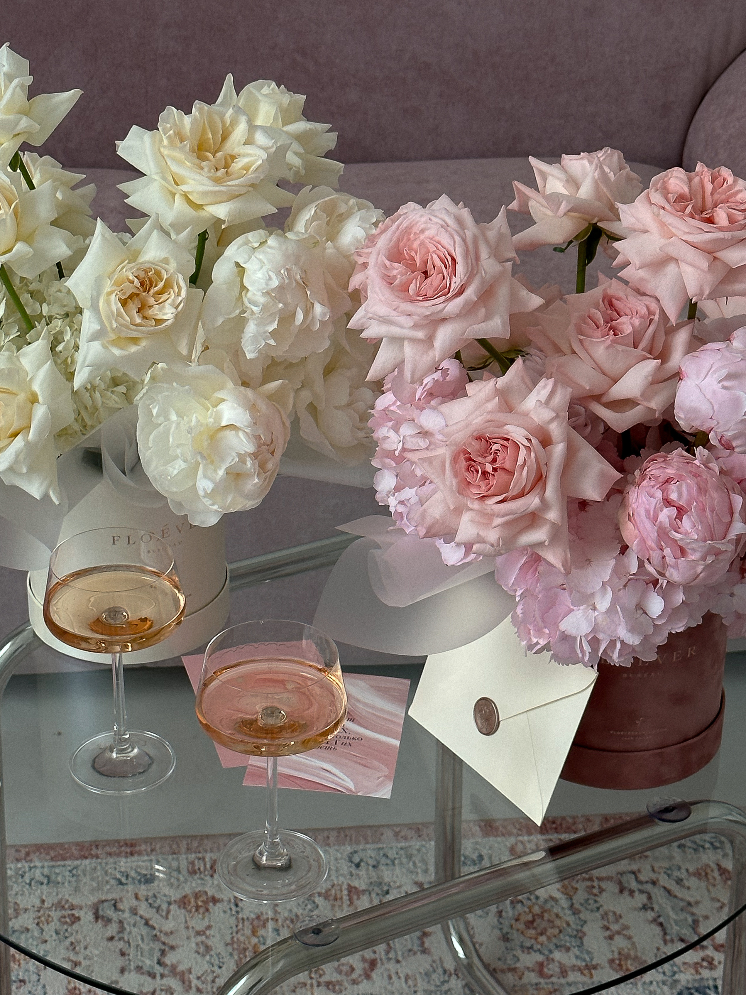 FLOÉVER. CHRISTINA GRIG // photographer, content creator