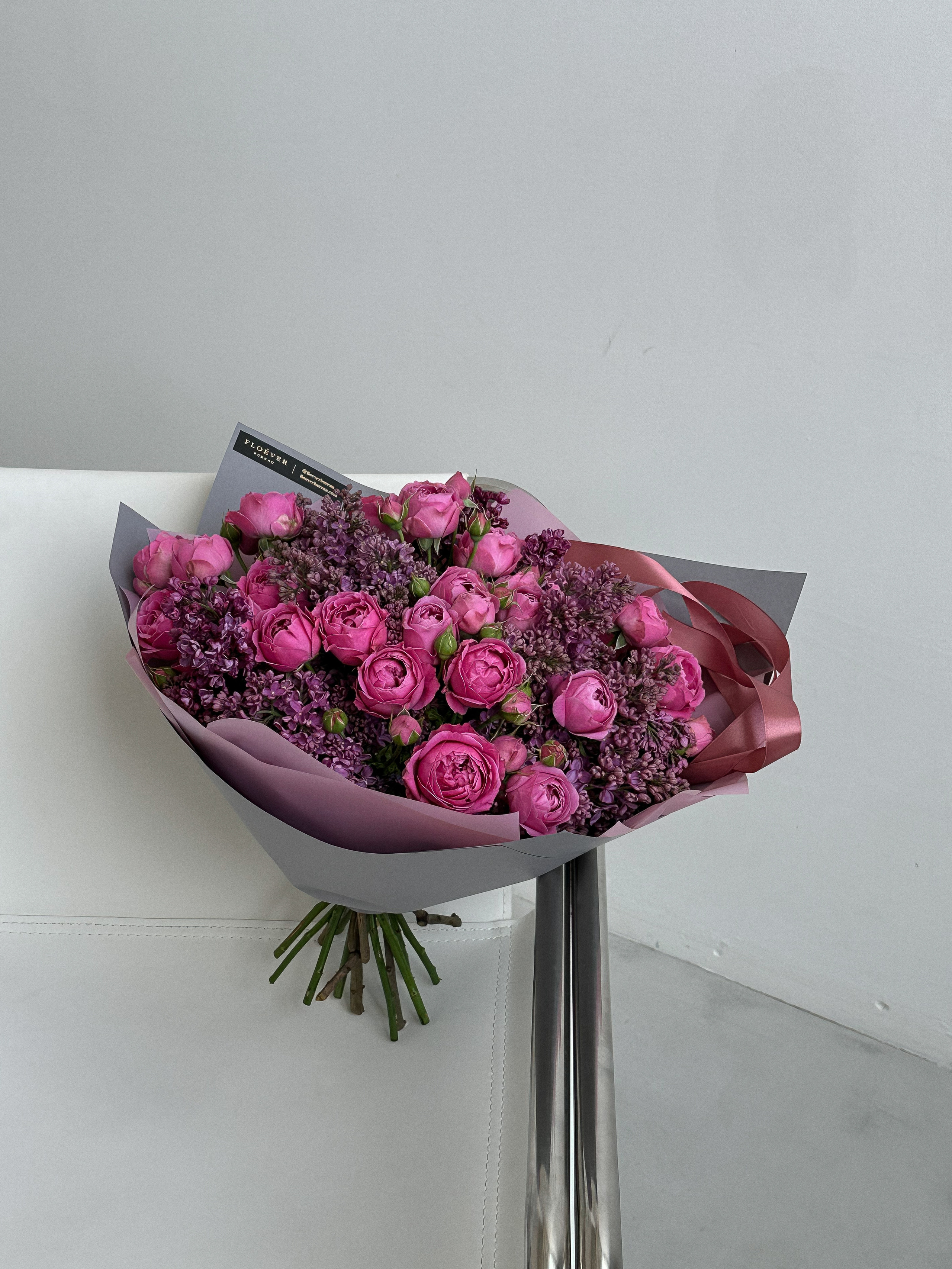 FLOÉVER. CHRISTINA GRIG // photographer, content creator