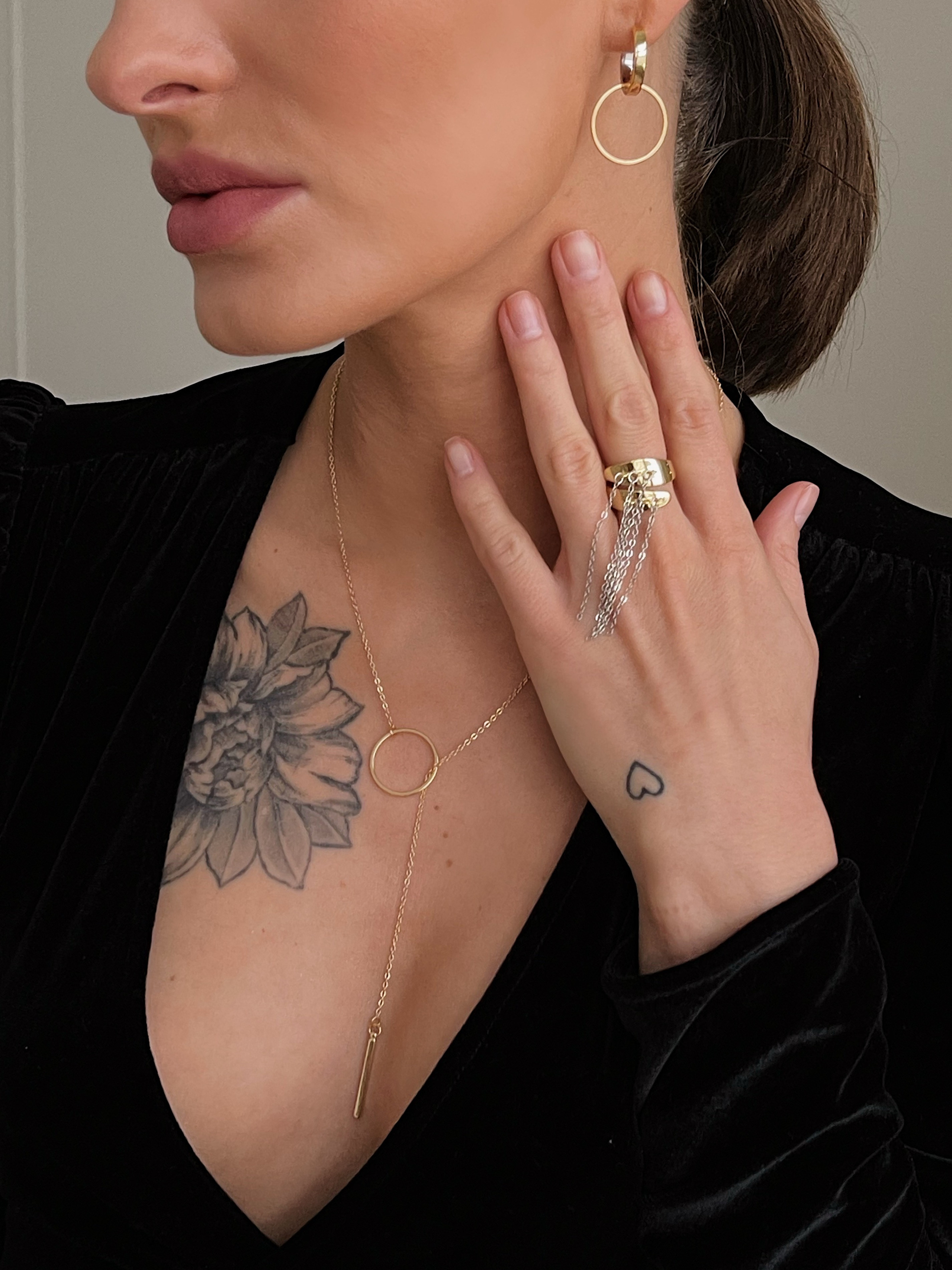 Be label jewelry. CHRISTINA GRIG // photographer, content creator