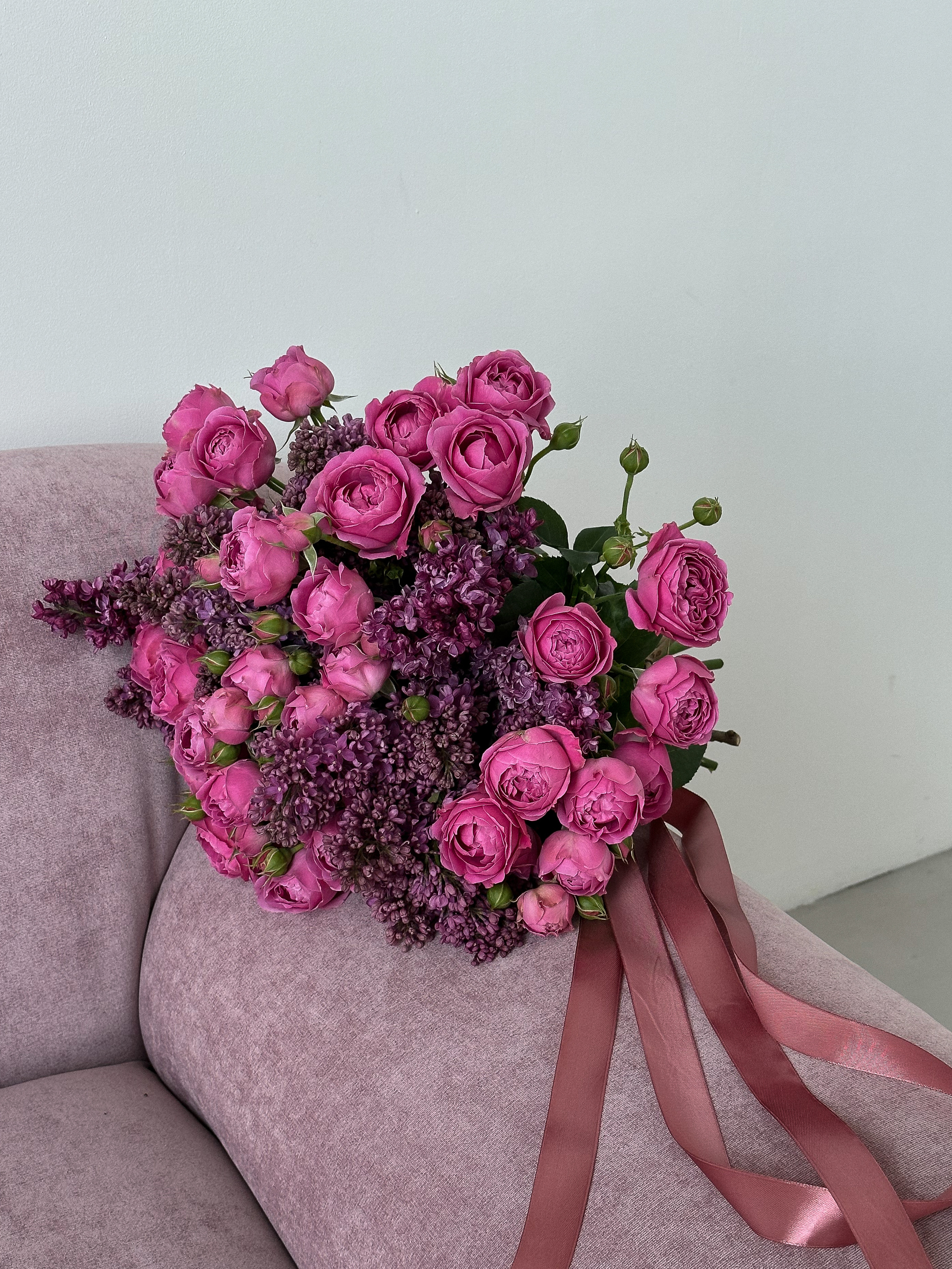 FLOÉVER. CHRISTINA GRIG // photographer, content creator