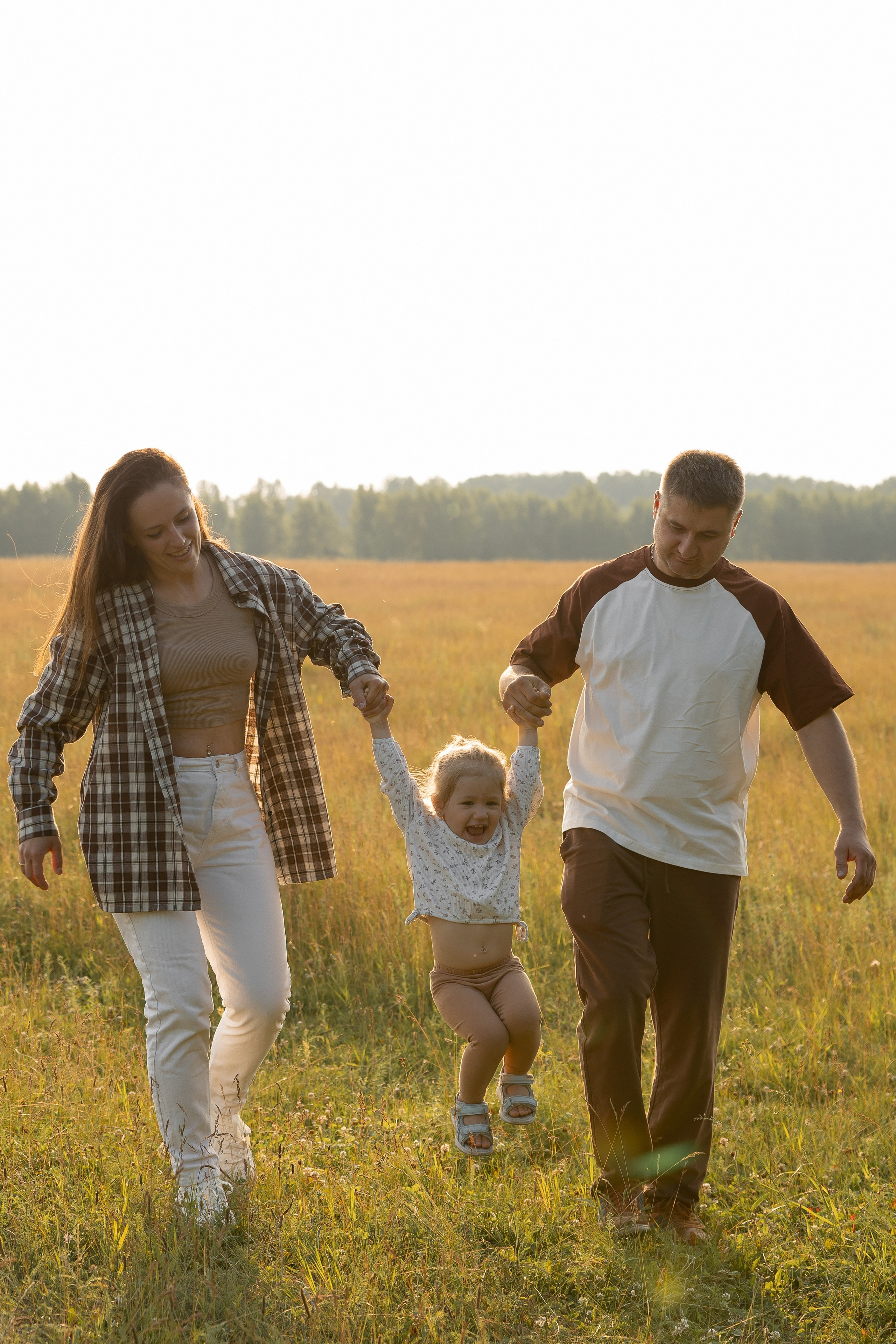 В поле. Семейный и свадебный фотограф в Челябинске Мария Леонтьева