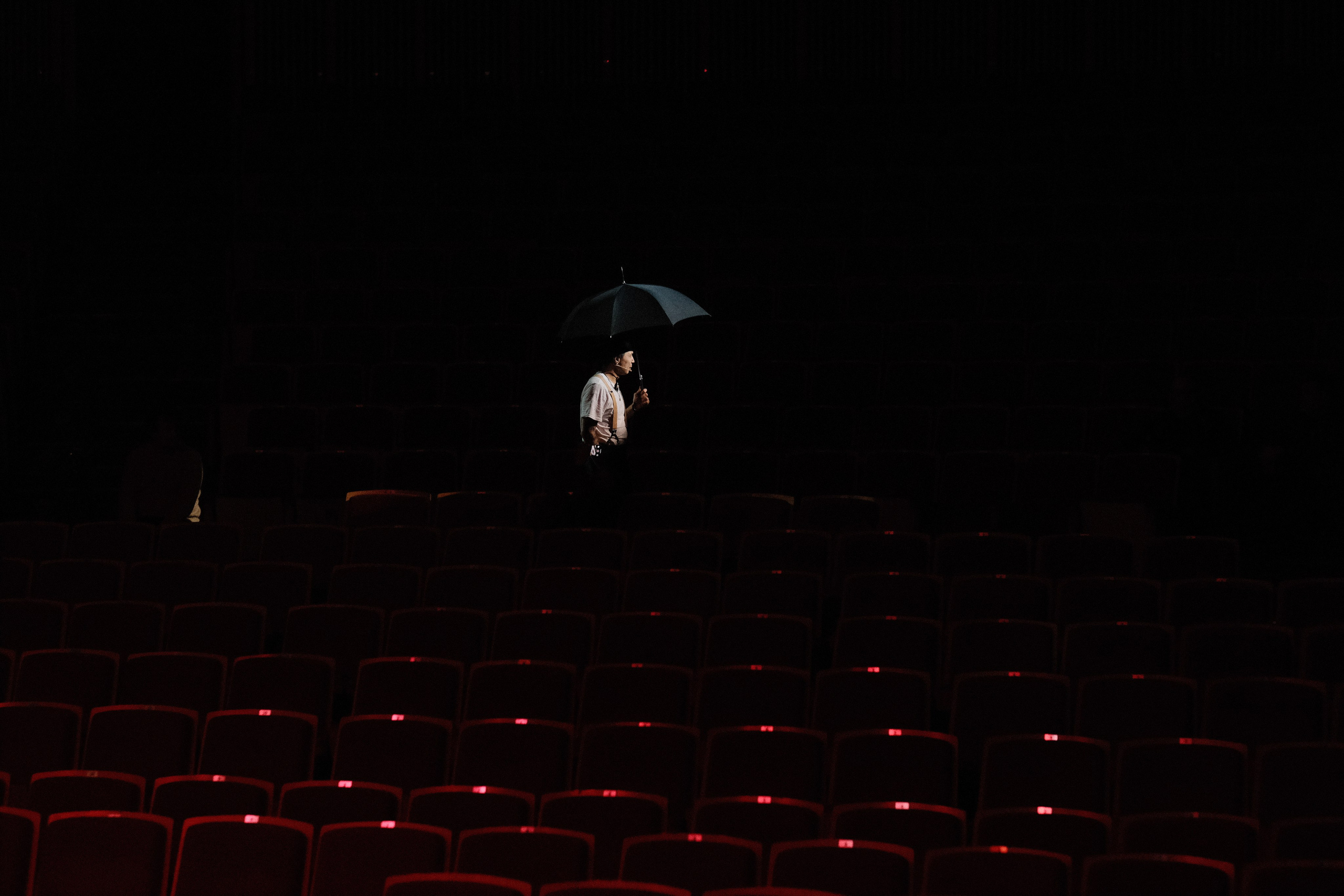 Театр. Портретный и репортажный фотограф в Алматы Поваляев Дмитрий