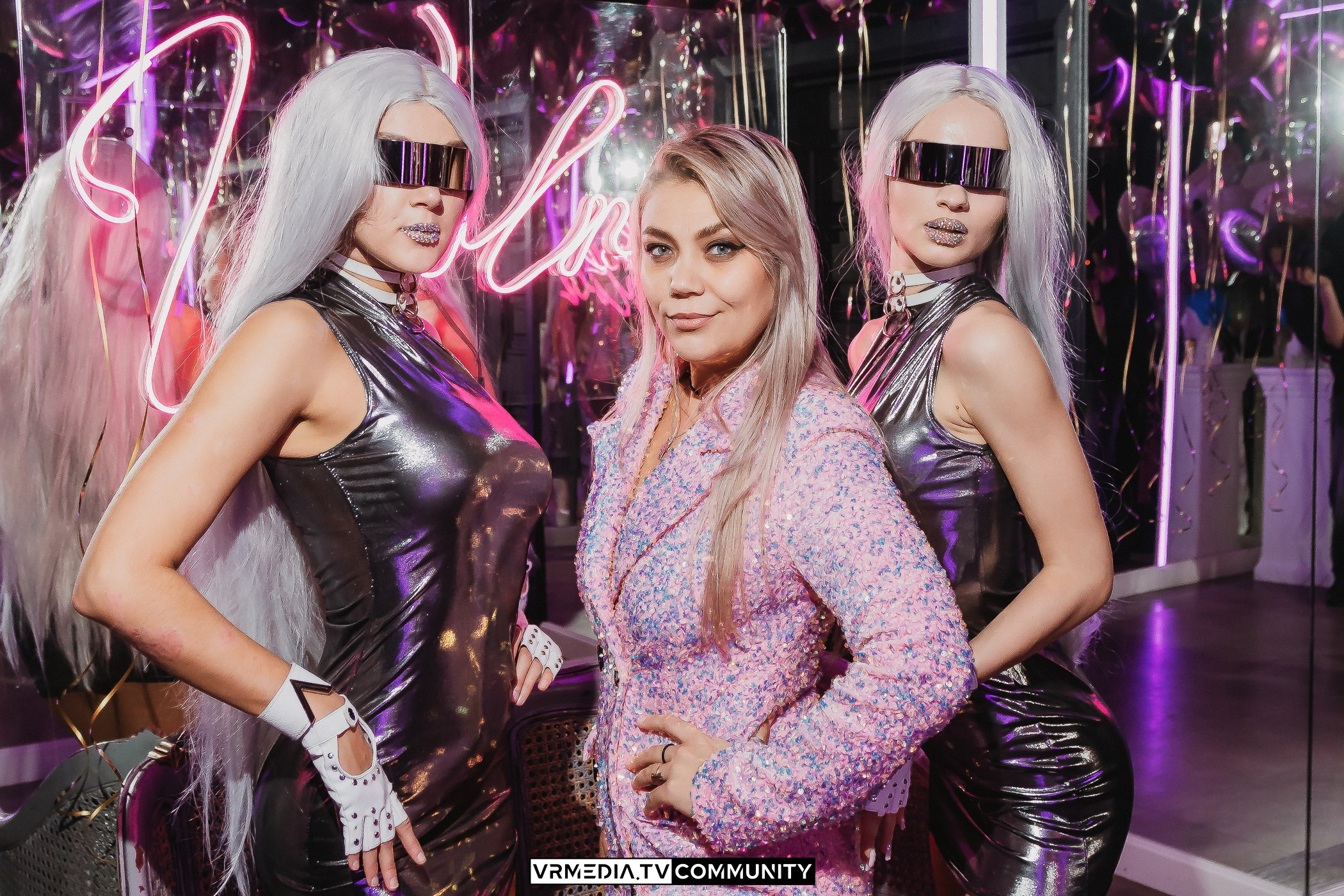 Открытие нового сезона в караоке-баре «Volna»