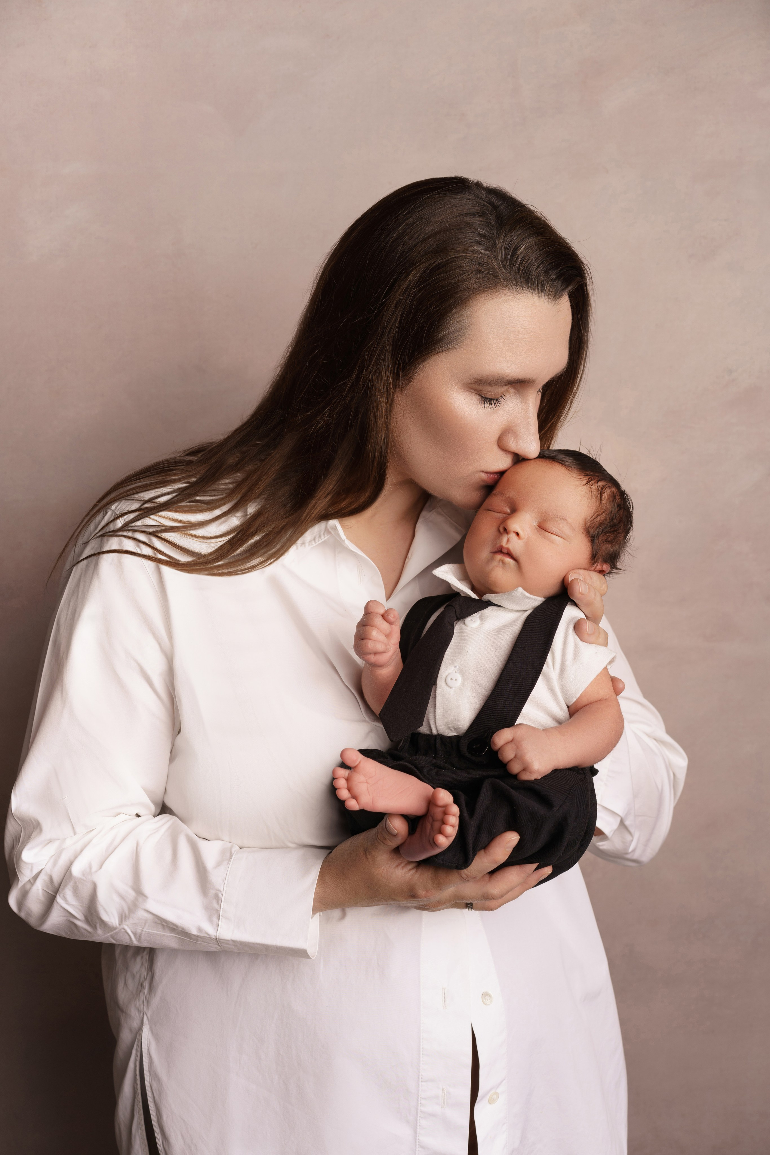 Семейные фотосессии с новорожденными | Трогательные кадры малышей и их близких в Москве и МО. Фотосессия новорожденных в Москве и Московской области | Профессиональный фотограф newborn — Татьяна Иванова