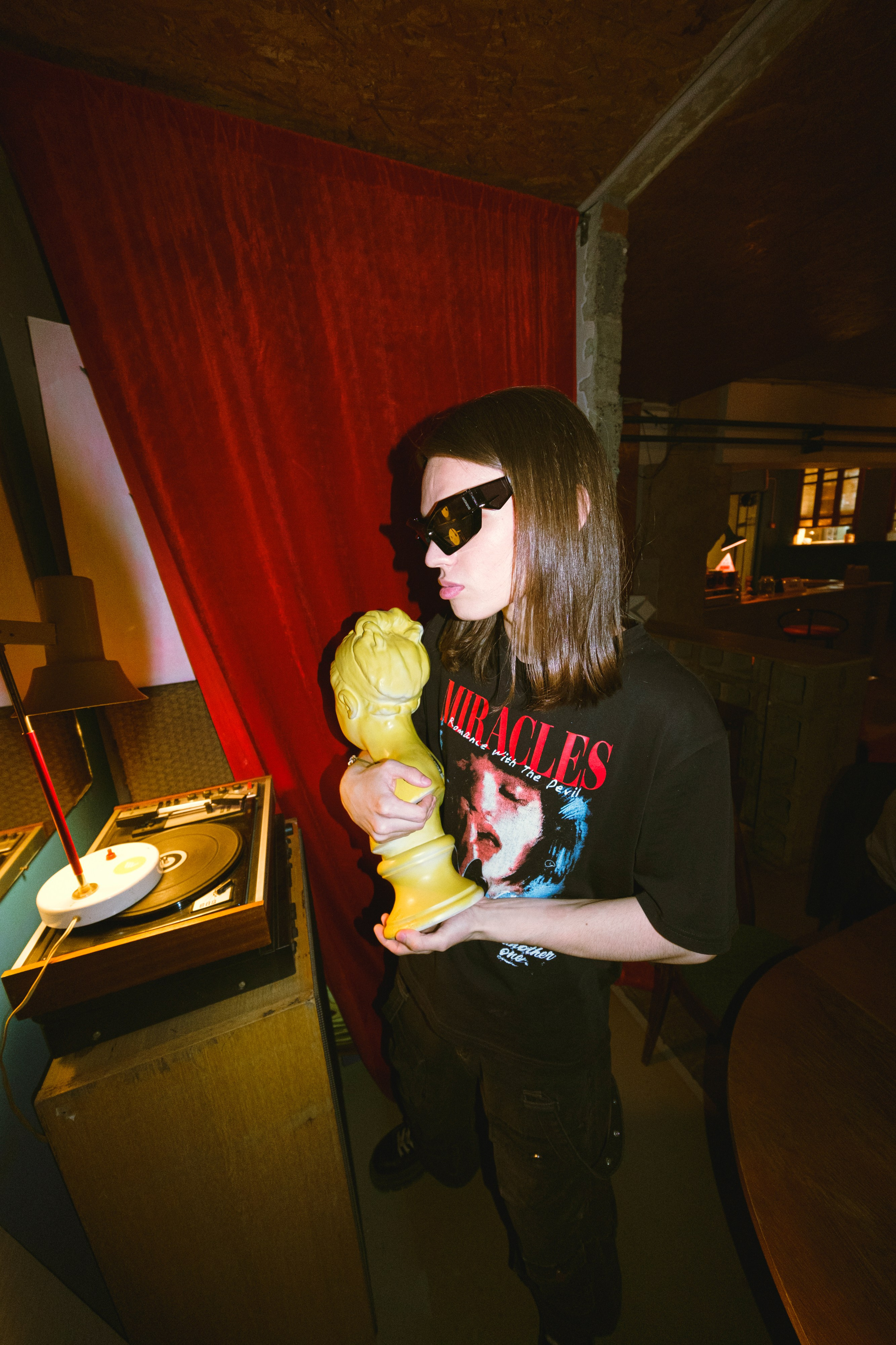 Fish eye религия и сюр. Мари — фотограф и видеограф из Москвы