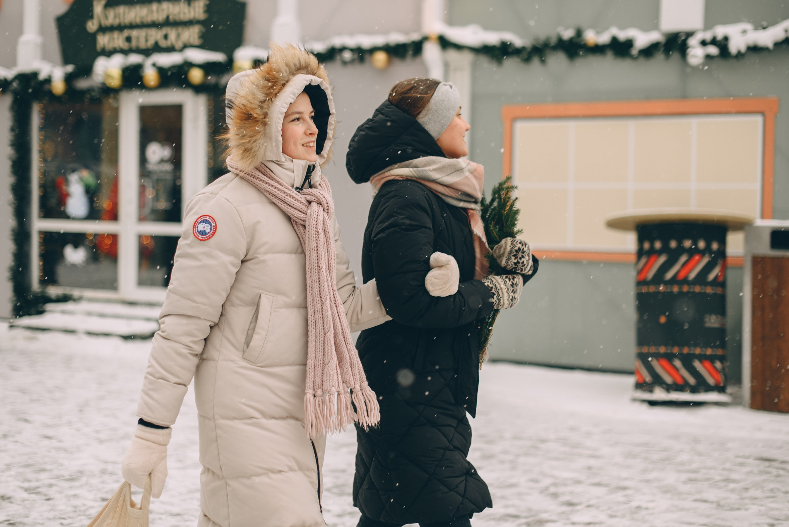 Рождественская ярмарка с подружкой. Свадебный и семейный фотограф София Невская
