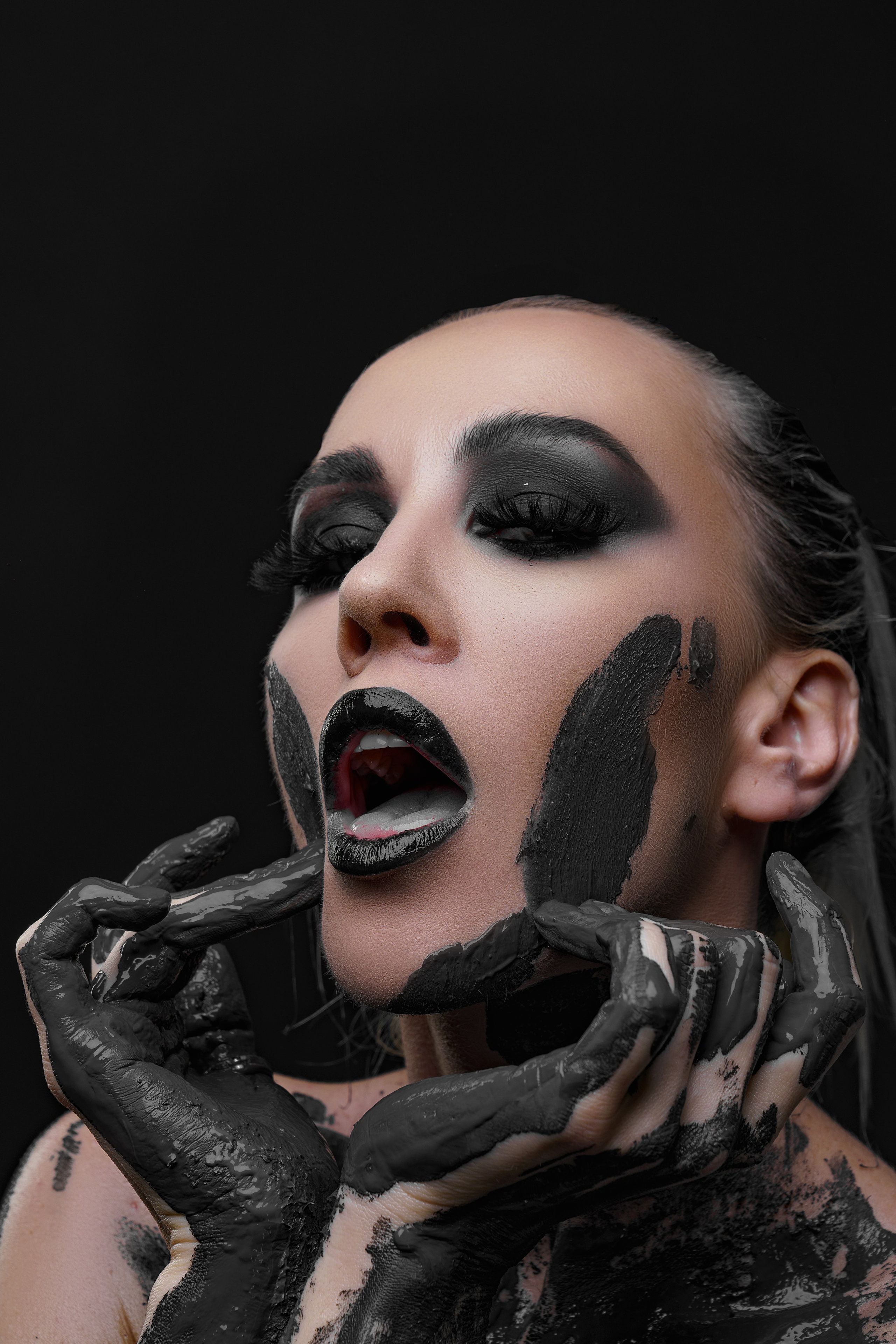 ANYA. Фотограф TAULAN_1