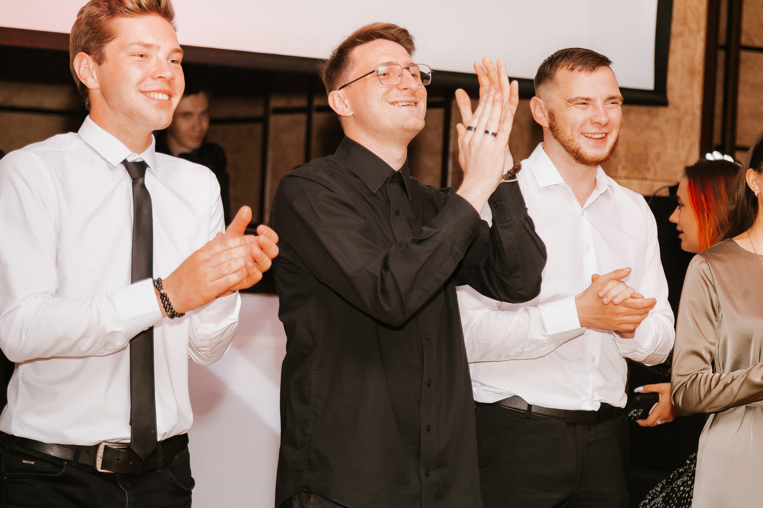 Свадебная осенняя фотосессия Ивана и Лидии в городе. Свадебный и репортажный фотограф в Ярославле и Санкт-Петербурге Роман Микрюков