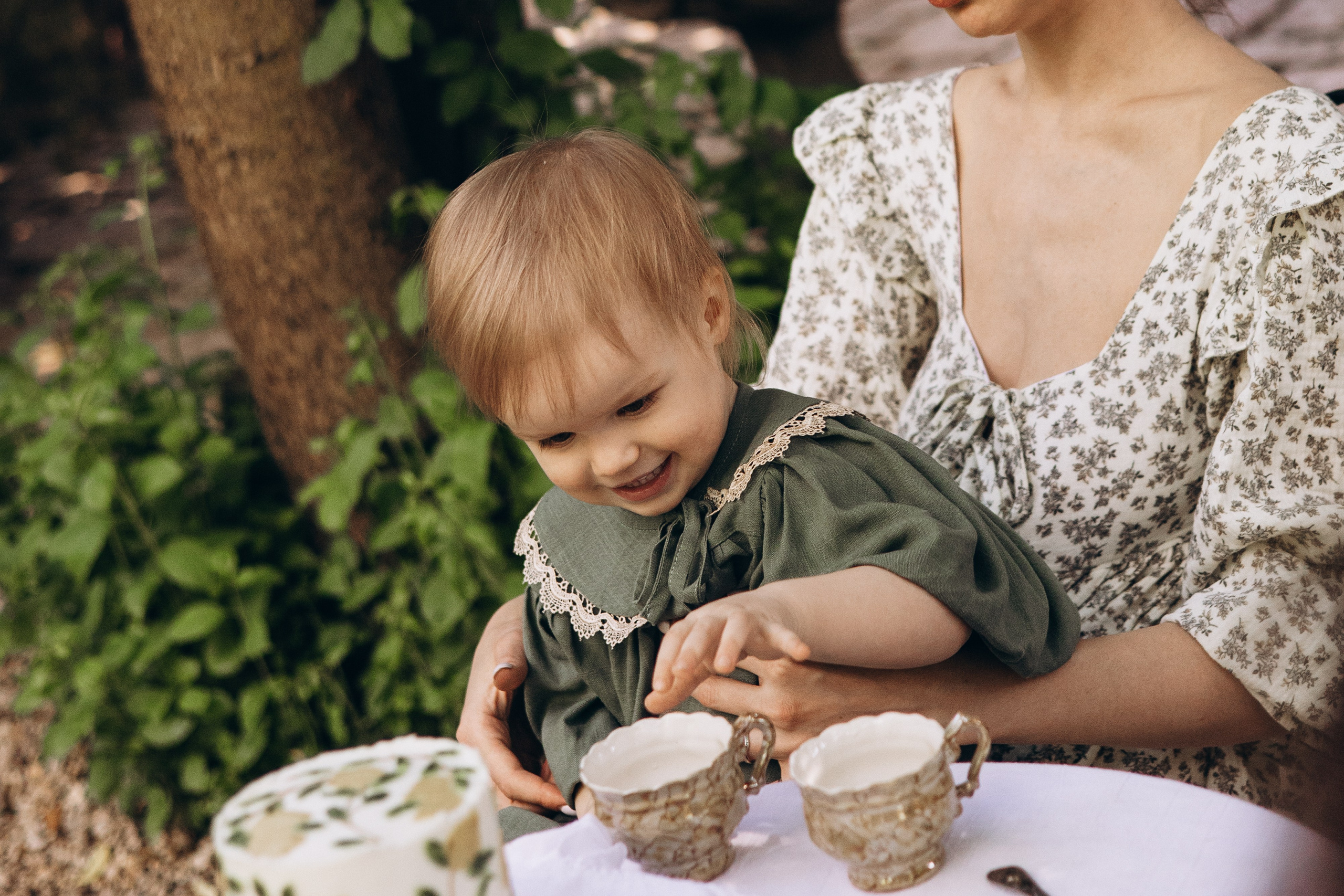 Художницы Настя и Тонечка в Villa Rossa. Семейный фотограф в Москве Марина Петра