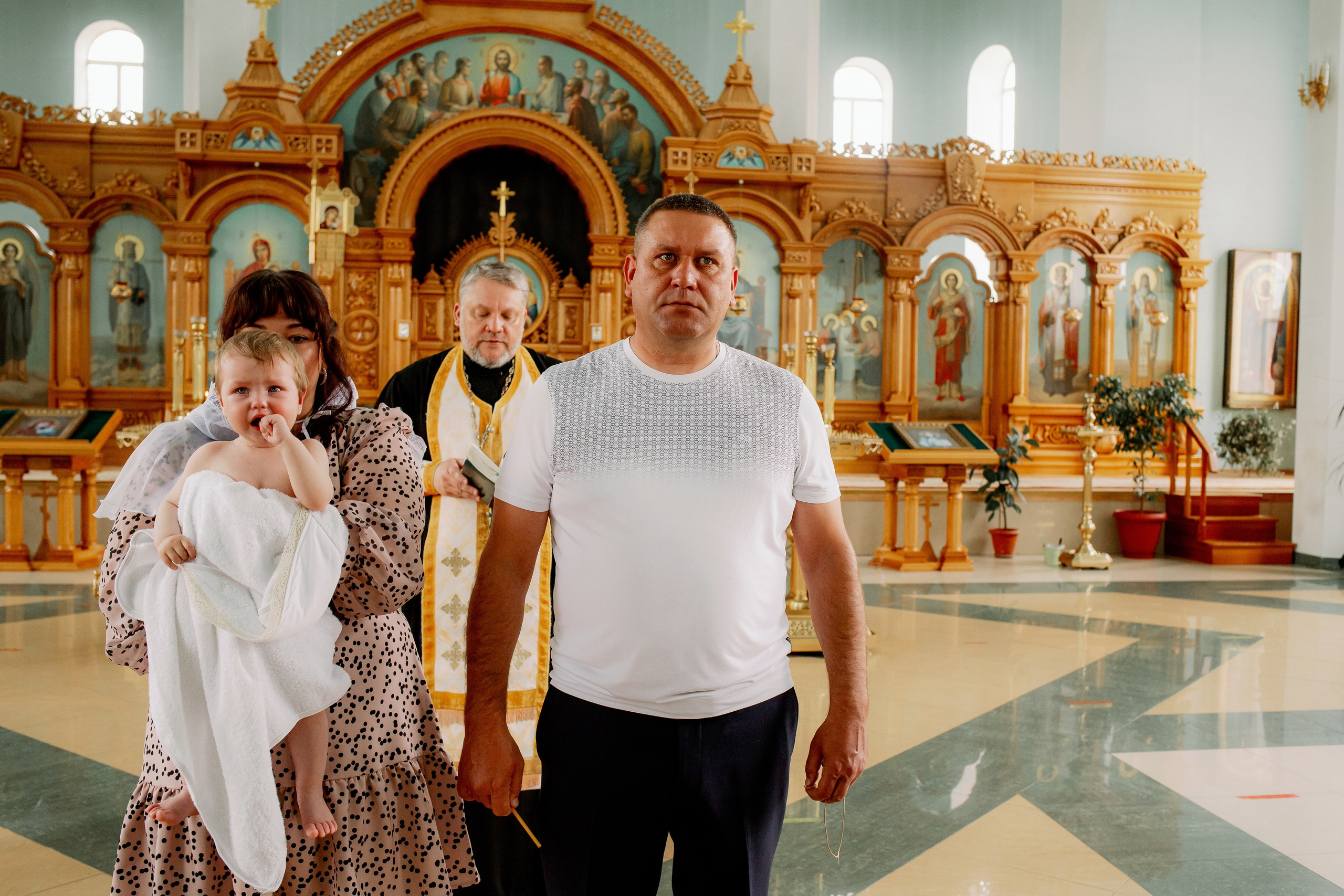 Крещение. Город Гулькевичи. Свято-Троицкий Храм. Свадебный фотограф Кропоткин Краснодар