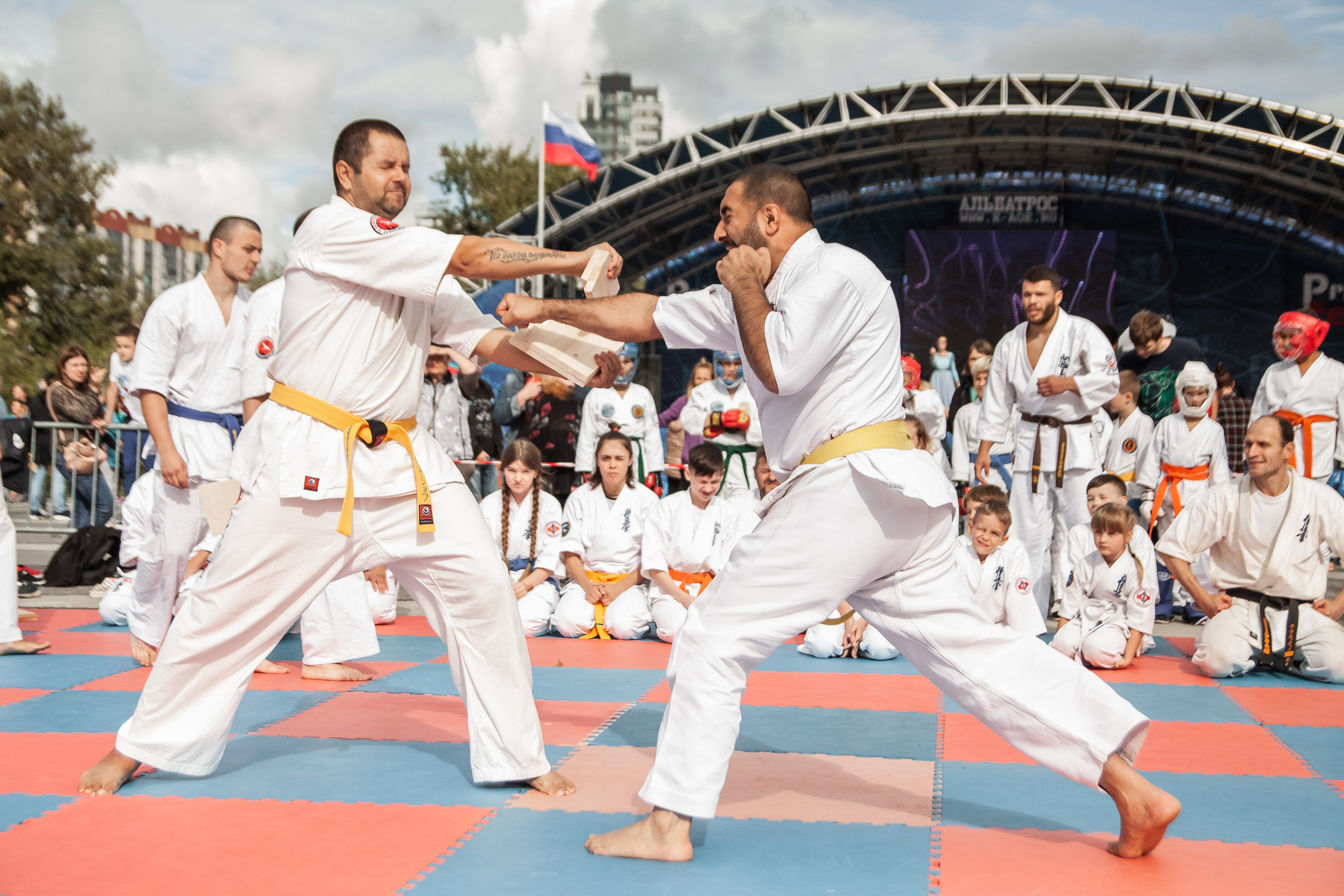 Евгения Стриженова — репортажный фотограф в Санкт-Петербурге