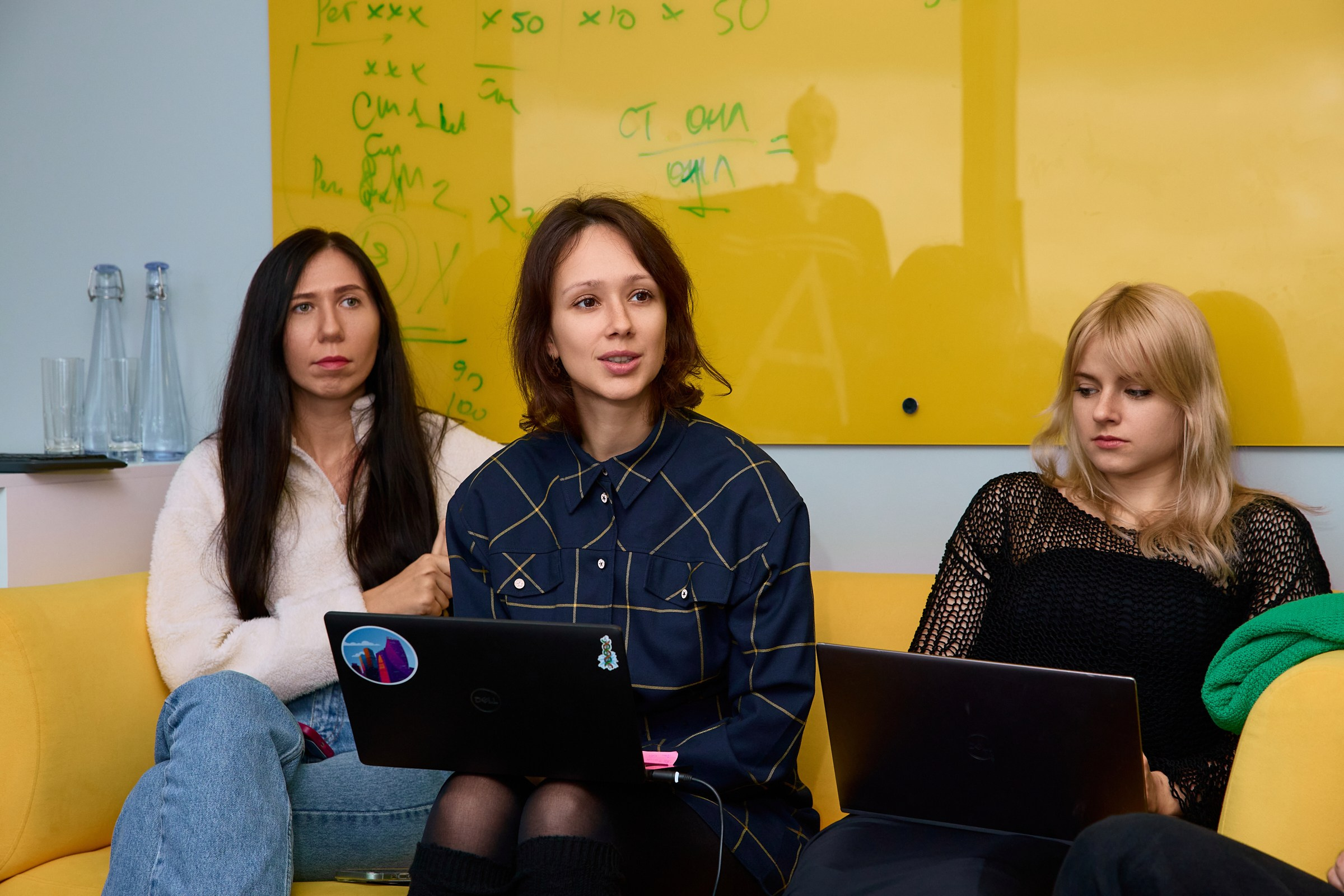 «Petrovax | Фотогалерея сотрудников и производства». Видеограф, фотограф Илья Новиков Москва, Екатеринбург, Калининград