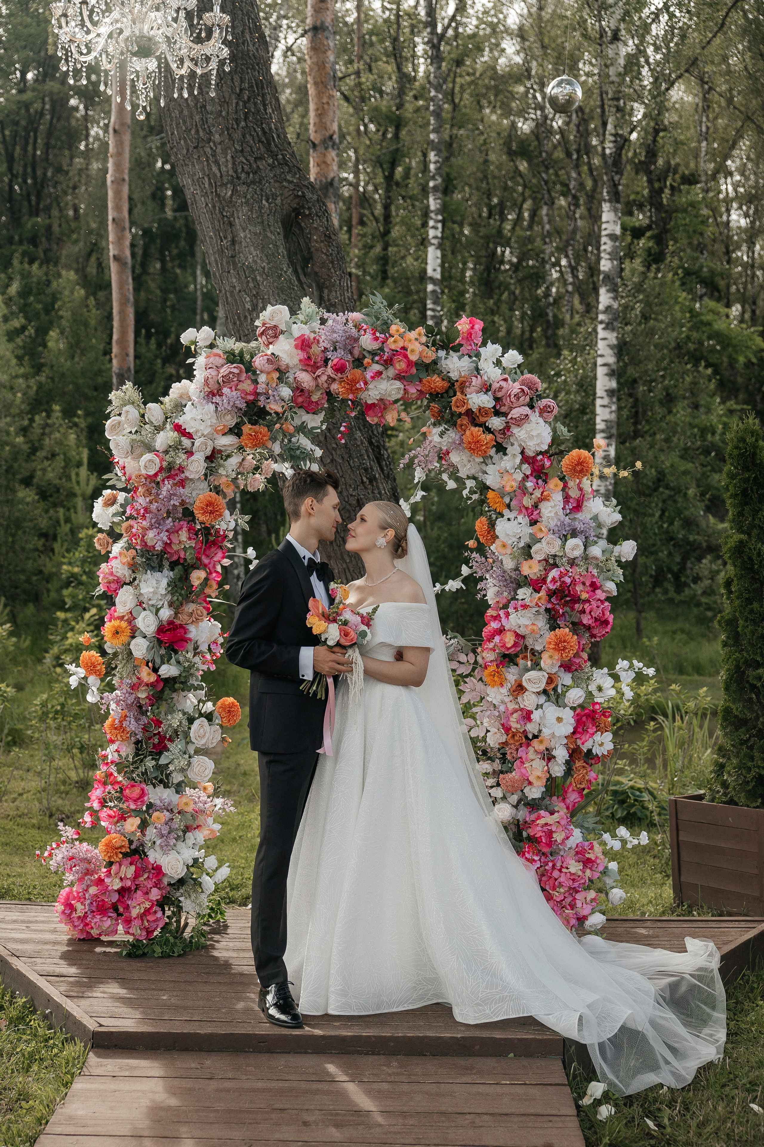 Выездная церемония на свадебной площадке house for wedding Дом у озера