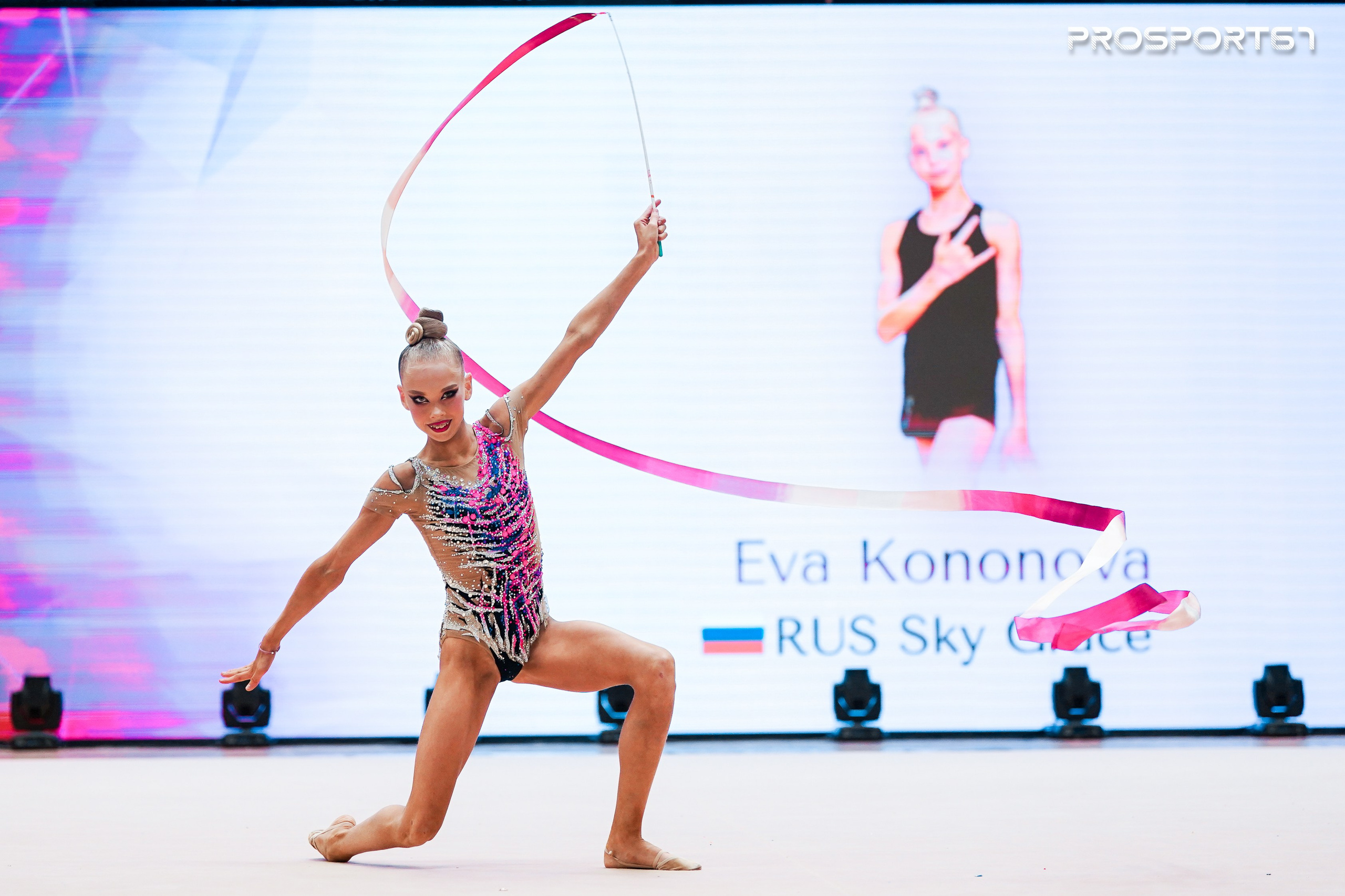 Ева Кононова. Хрустальная роза 2025 г.Минск. Спортивный фотограф Олег Медведев | prosport67 | Смоленск