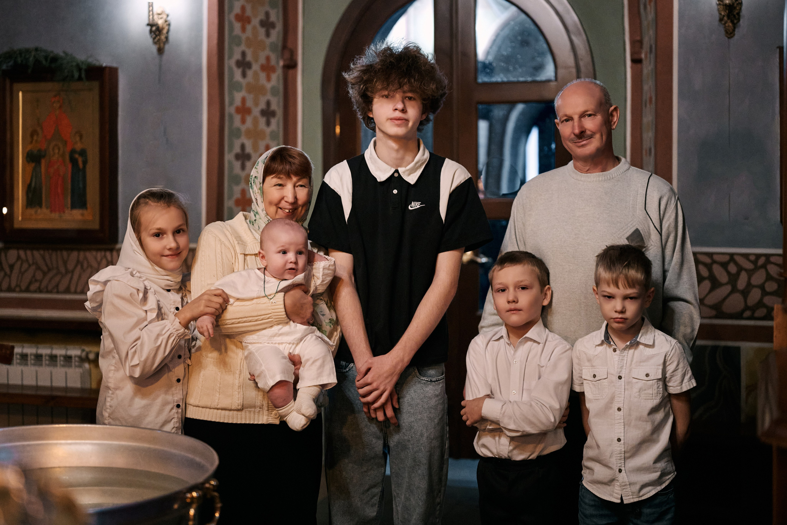 Крещение в храме Василия Великого на Горке. Свадебный фотограф Надежда Максимова