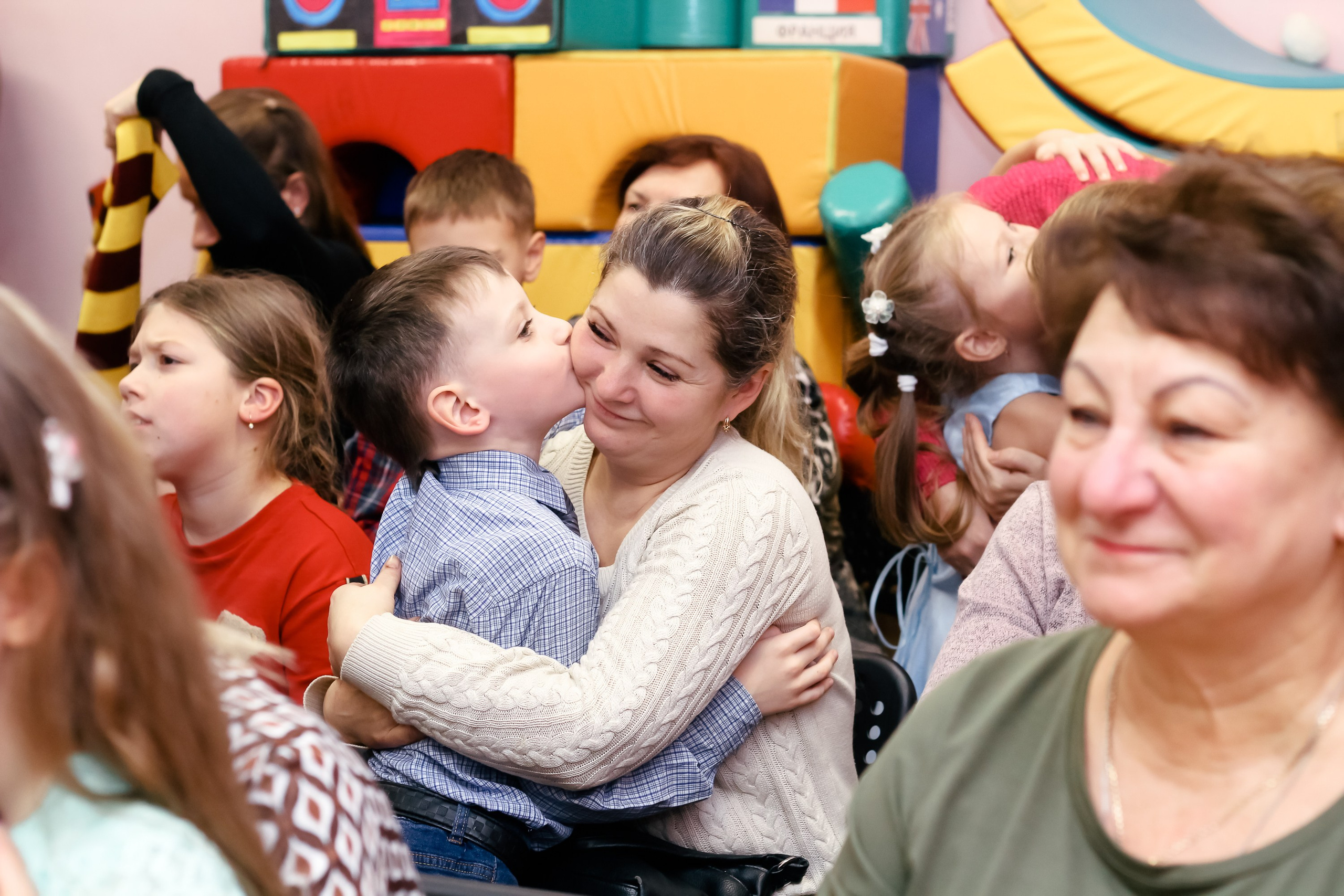 Новогодний утренник. Фотограф Великий Новгород Татьяна Чиглинцева