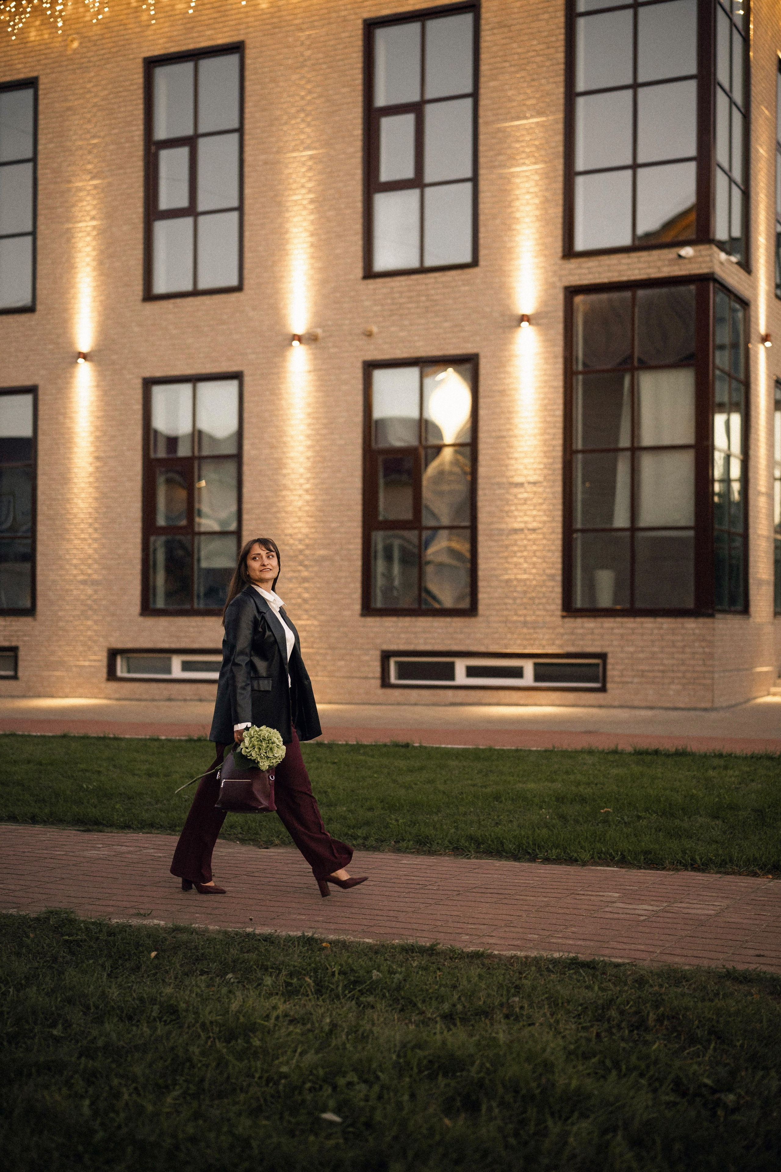 Натали с гортензией. Портретный, семейный и свадебный фотограф в Нарьян-Маре