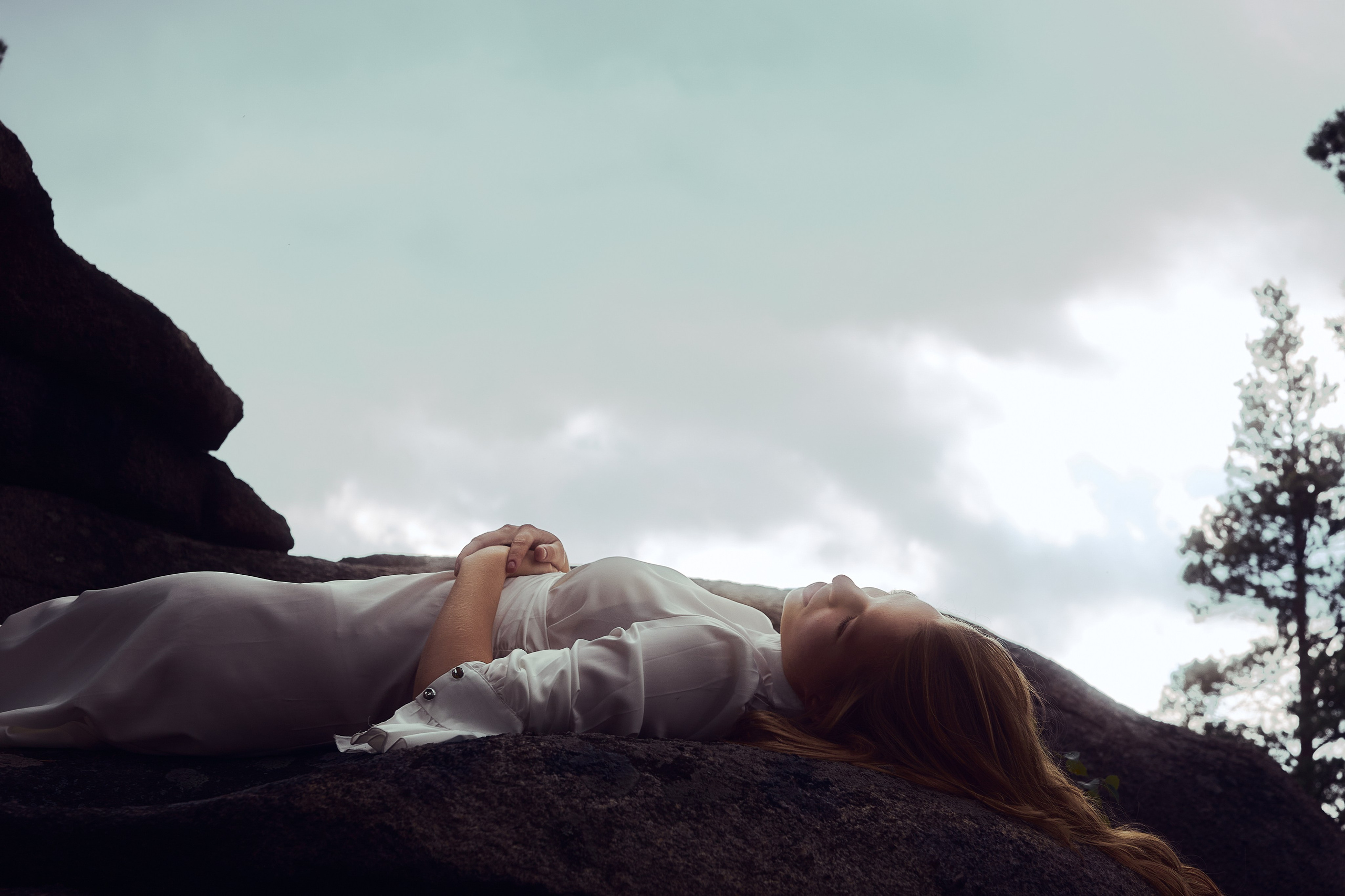 Инна, скалы Малые черти. Предметный и репортажный фотограф Алексей Кротов