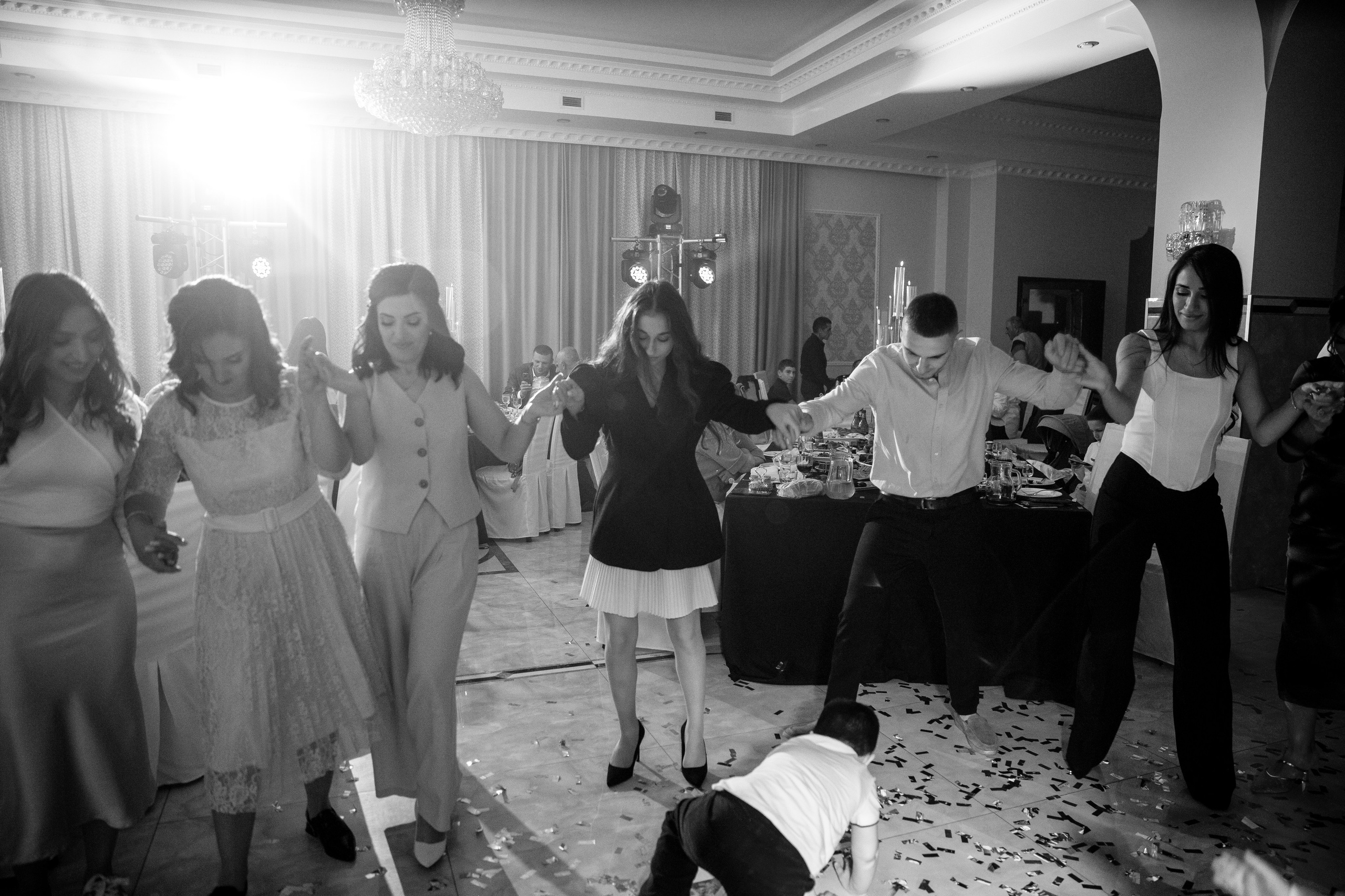 Ани и Назели. 35&5 День рождения, «Янтарь». Фотограф в Красноярске Надежда Воскресенская